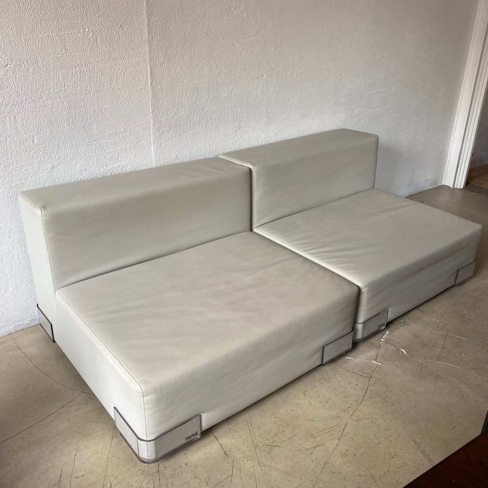 CHAUFFEUSES PAR PIERO LISSONI POUR KARTELL 70s