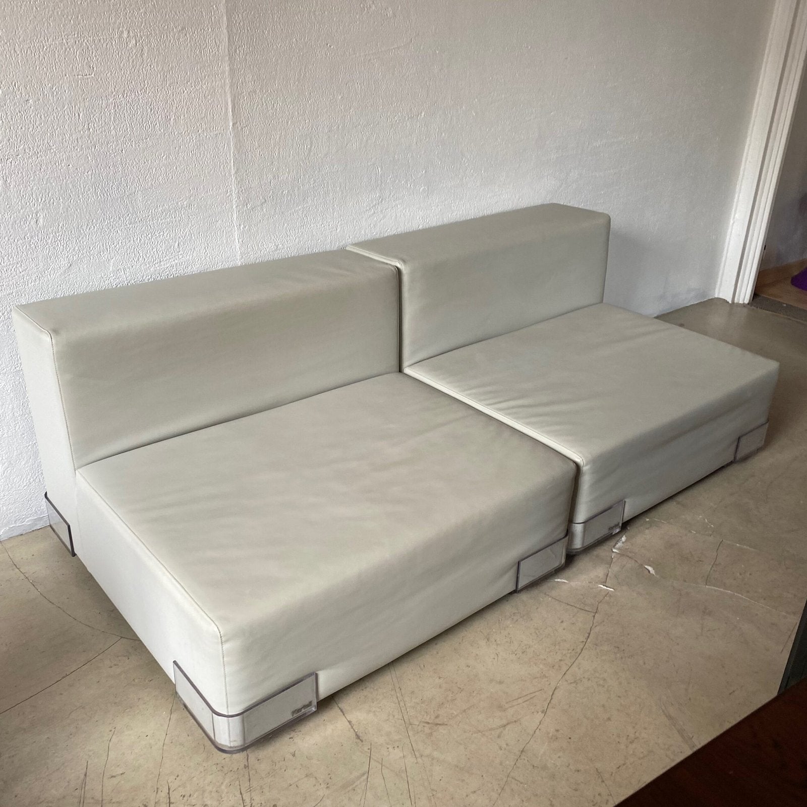 CHAUFFEUSES PAR PIERO LISSONI POUR KARTELL 70s