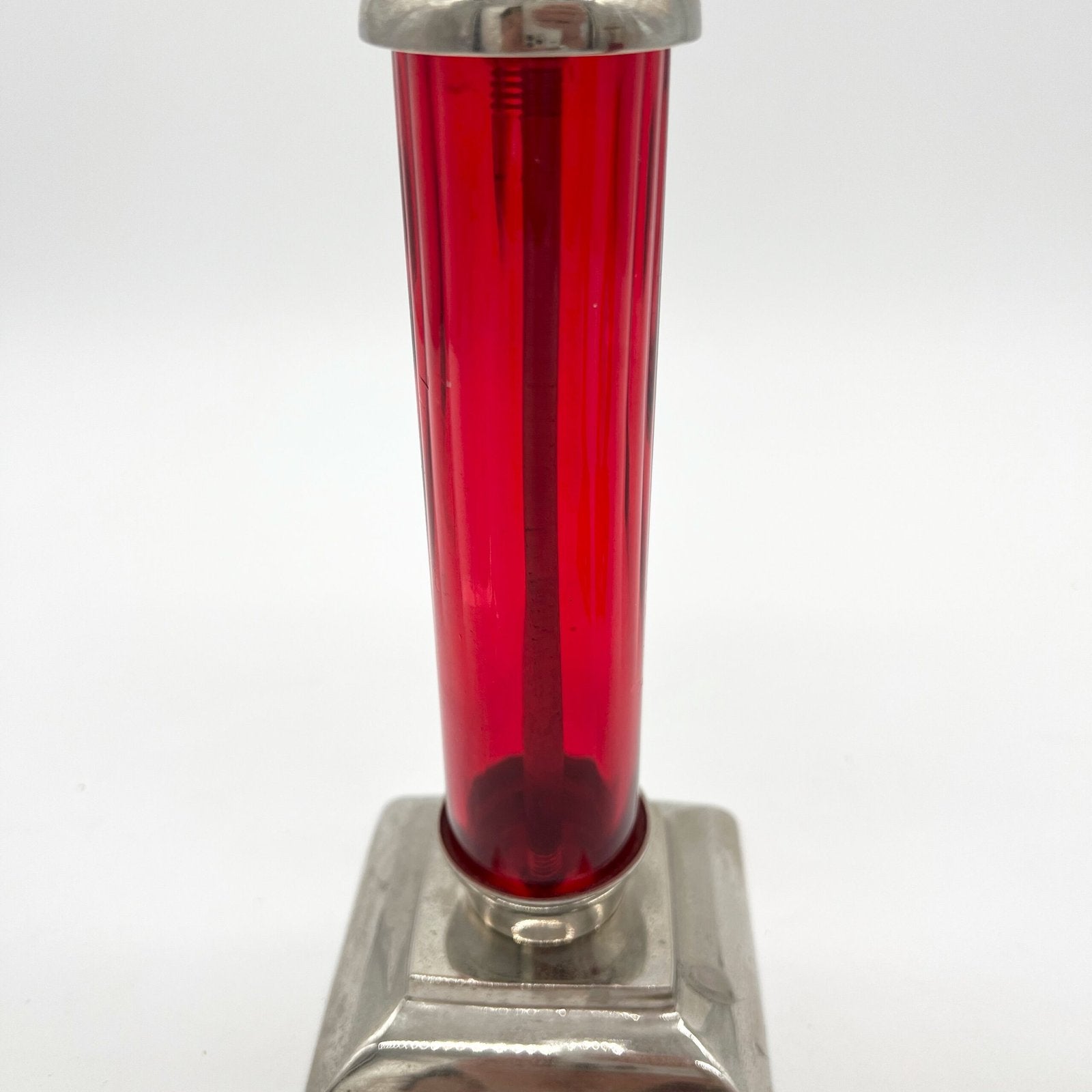 PAIRE DE BOUGEOIRS ROUGES POST BAUHAUS, 1930-50