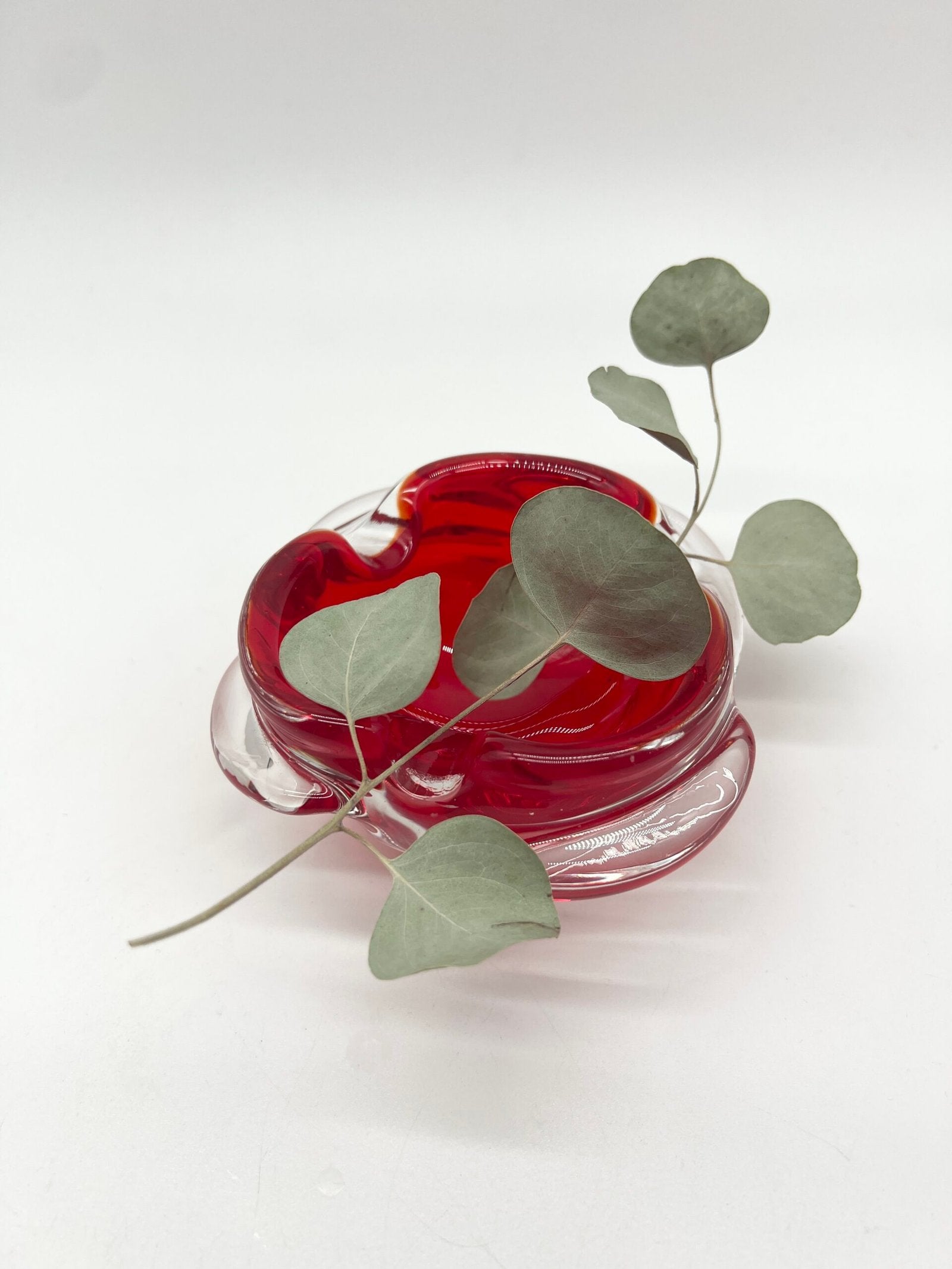 CENDRIER VINTAGE EN VERRE SCULPTÉ SPIRALE — ANNÉES 1970