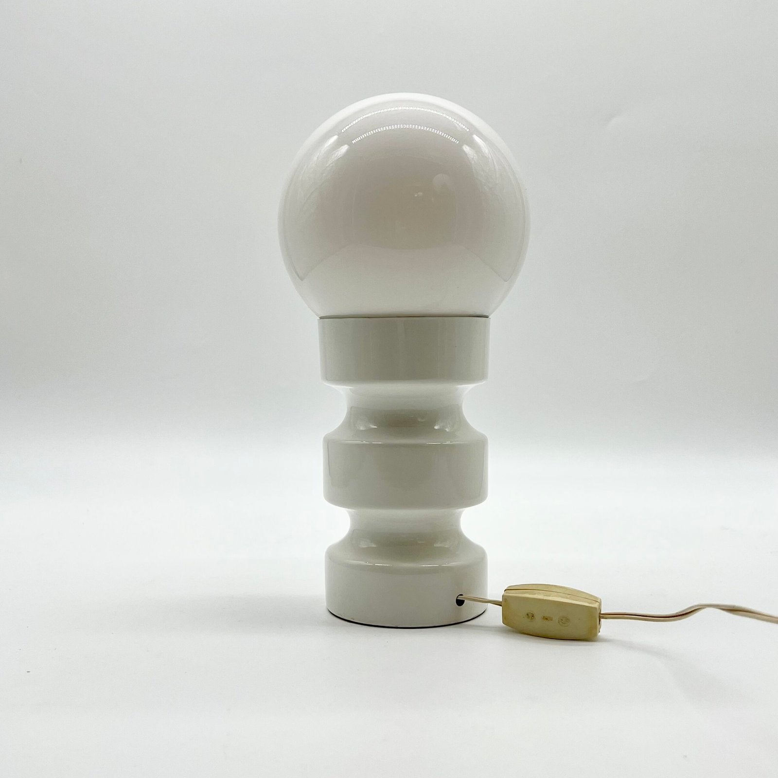 LAMPE DE TABLE SPACE AGE "GUZZINI" – 1960s