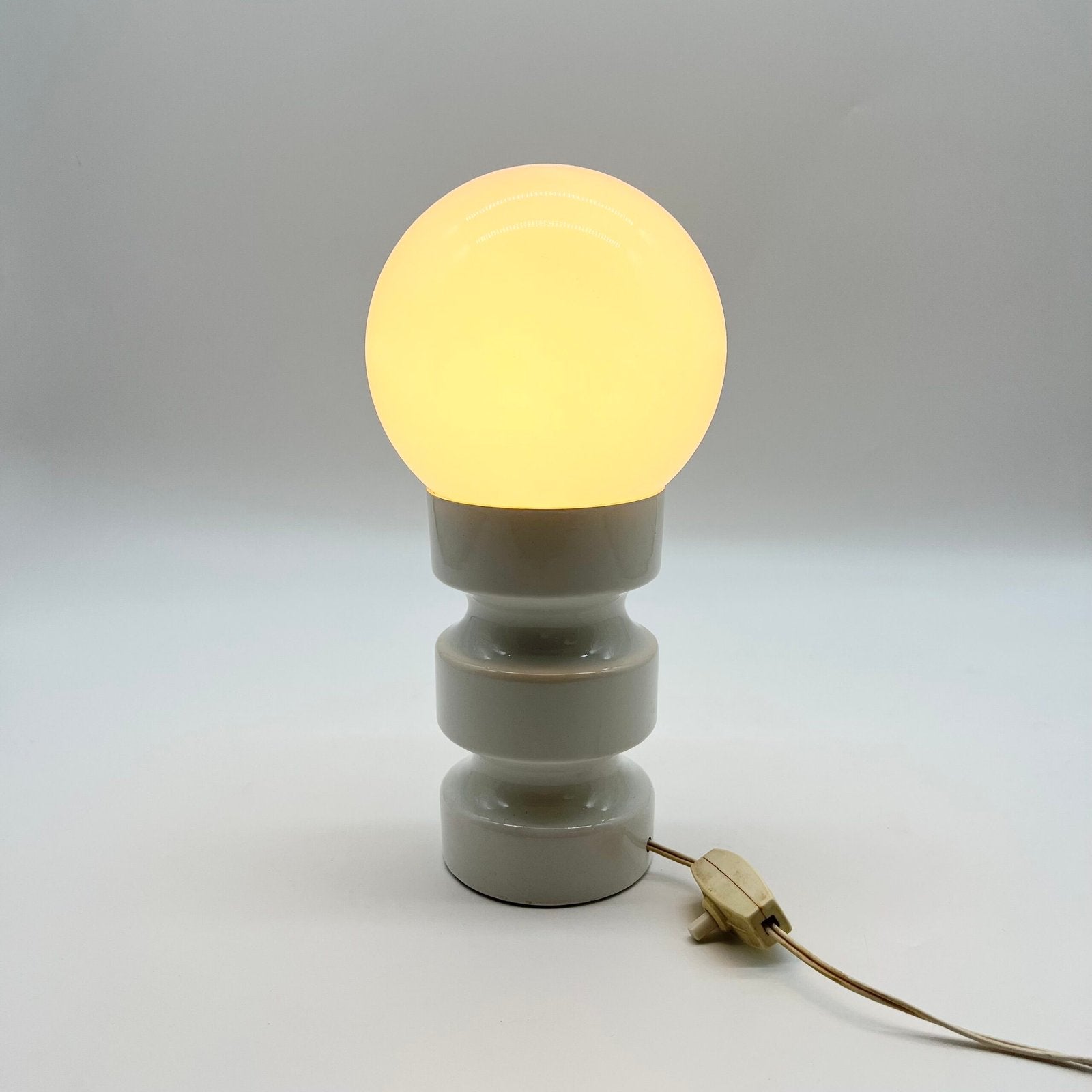 LAMPE DE TABLE SPACE AGE "GUZZINI" – 1960s