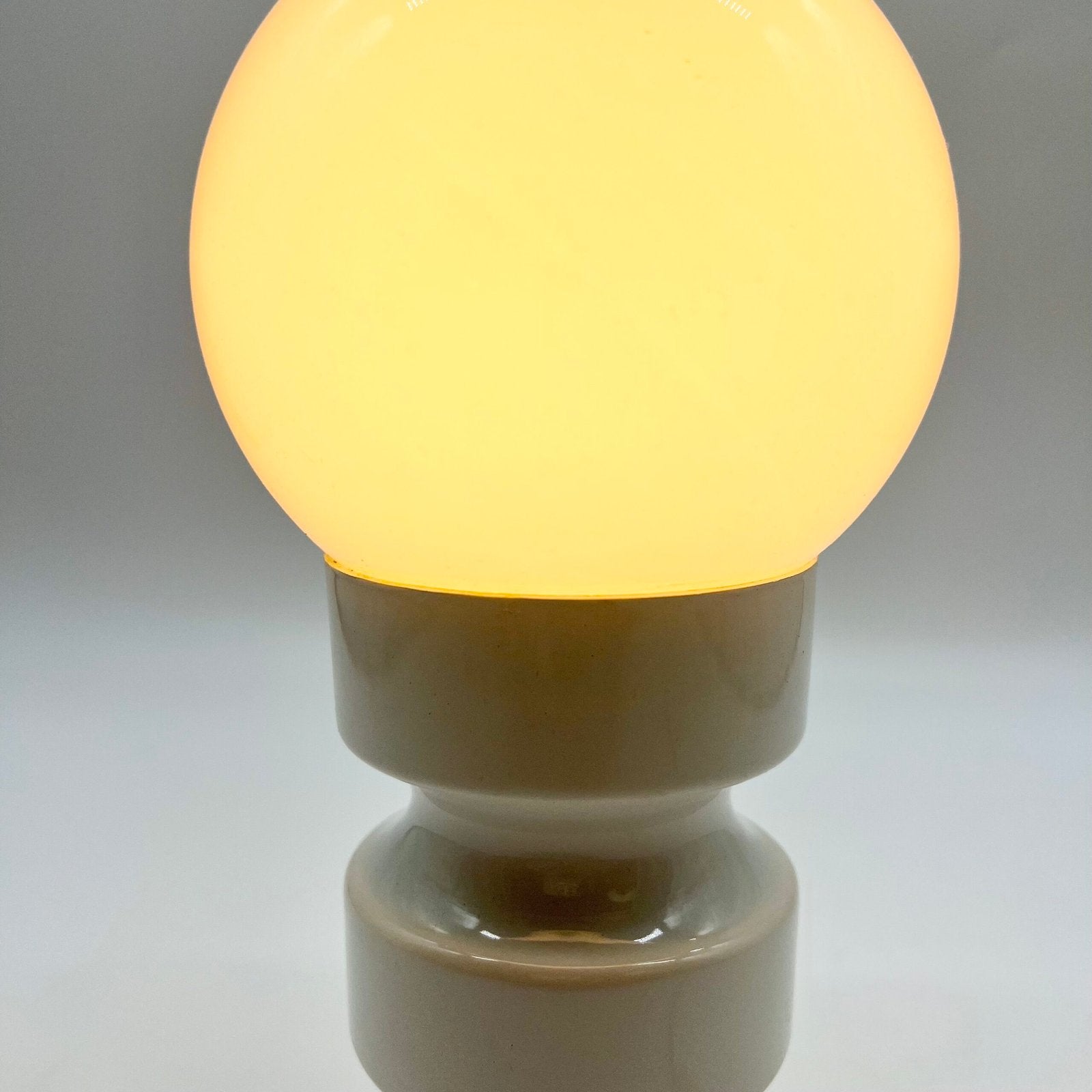 LAMPE DE TABLE SPACE AGE "GUZZINI" – 1960s