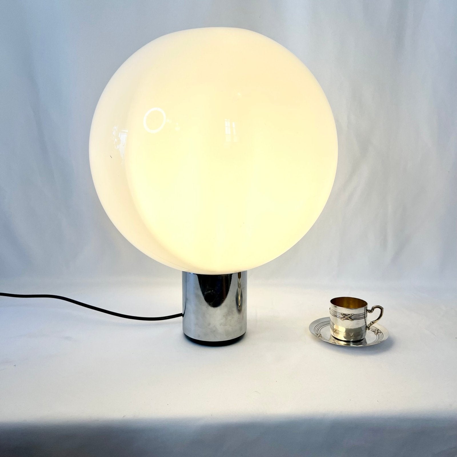 GRANDE LAMPE "MOON" PAR ANDRÉ RICARD POUR METALARTE, 1960s. SPAIN