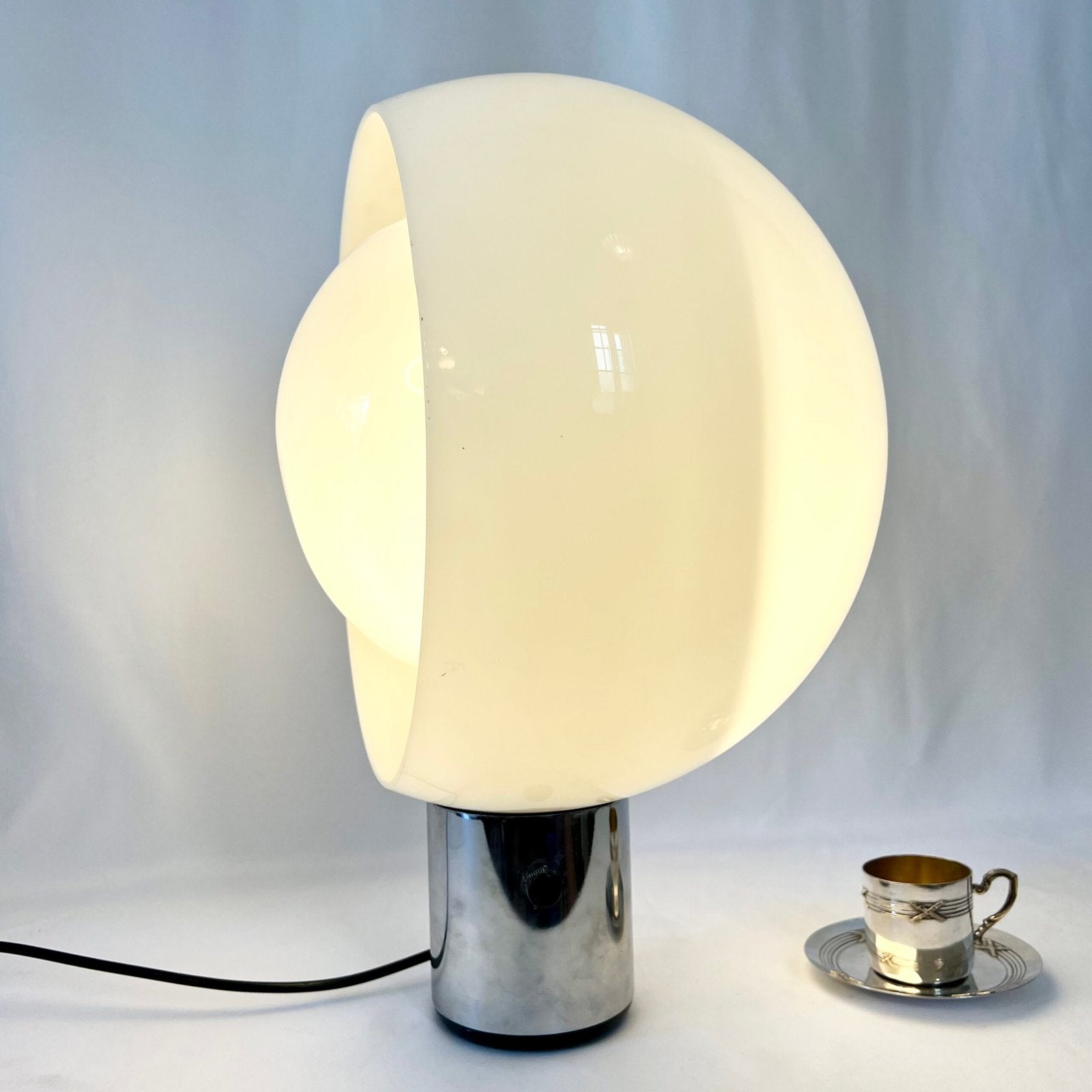 GRANDE LAMPE "MOON" PAR ANDRÉ RICARD POUR METALARTE, 1960s. SPAIN