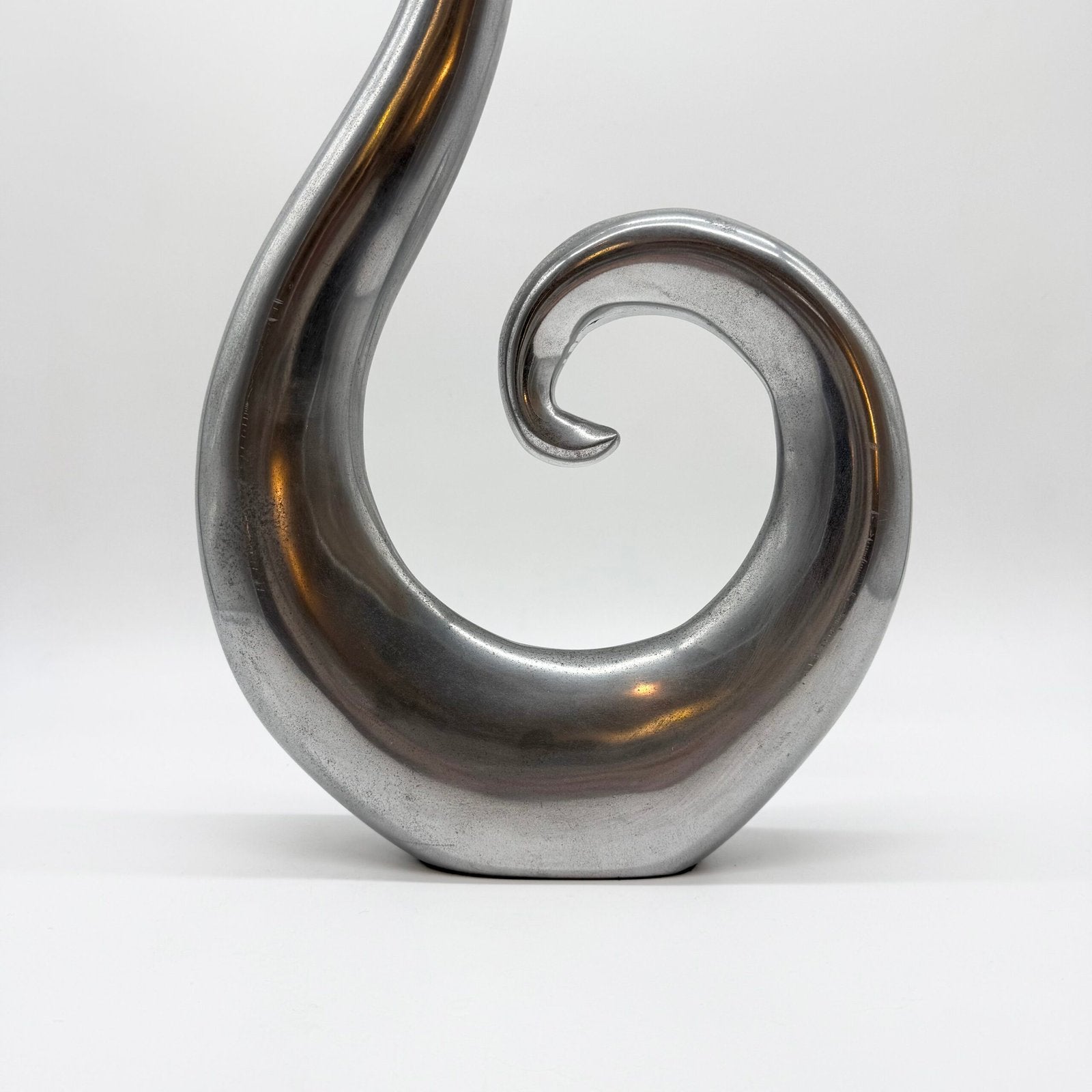 VASE "NAUTILUS" XXL / FONTE D’ALU – 1980s