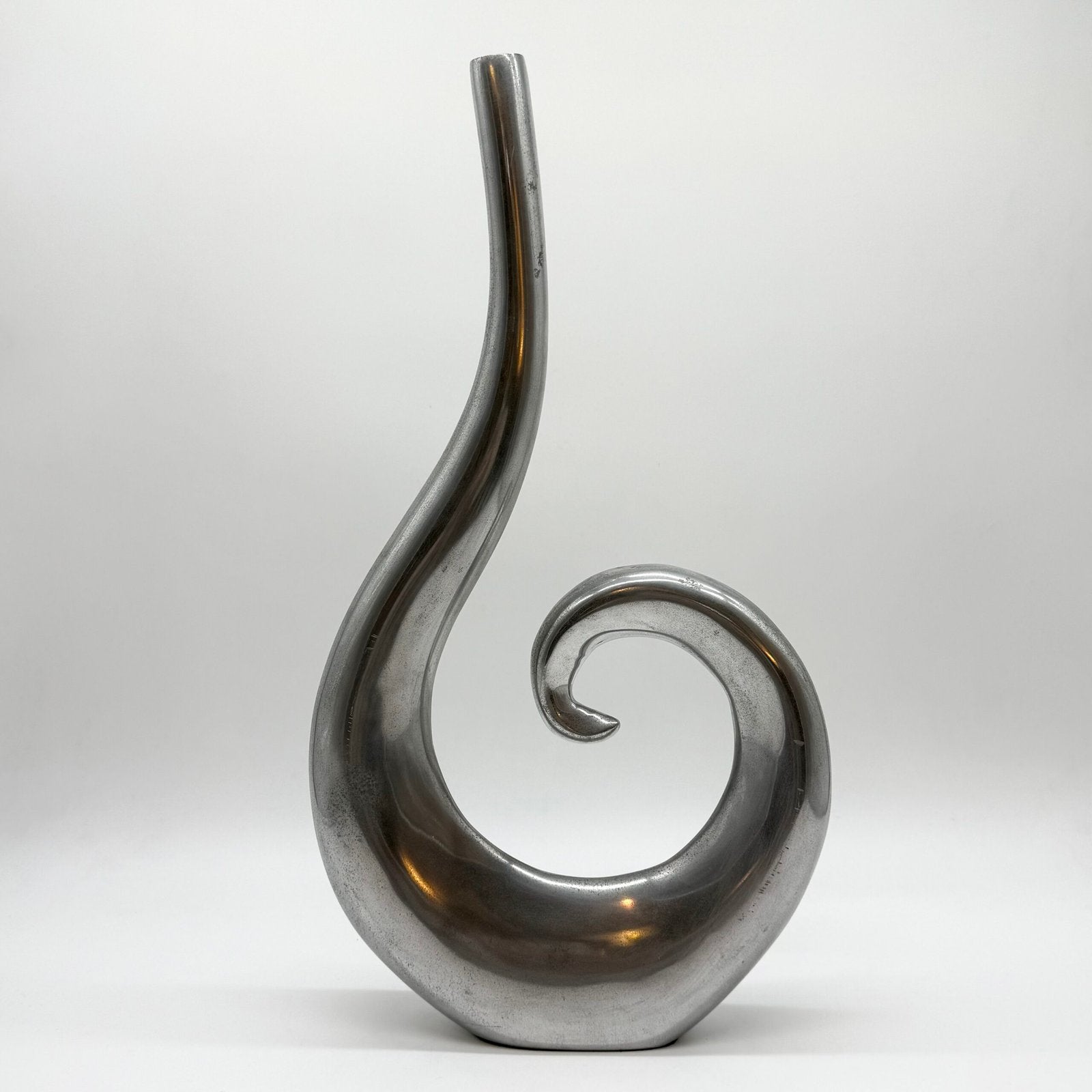 VASE "NAUTILUS" XXL / FONTE D’ALU – 1980s