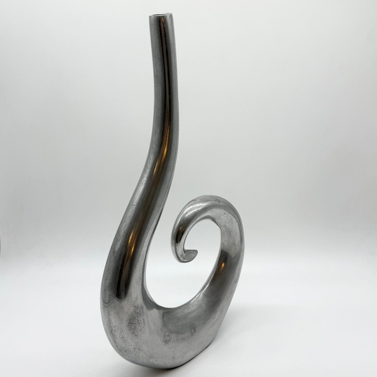 VASE "NAUTILUS" XXL / FONTE D’ALU – 1980s