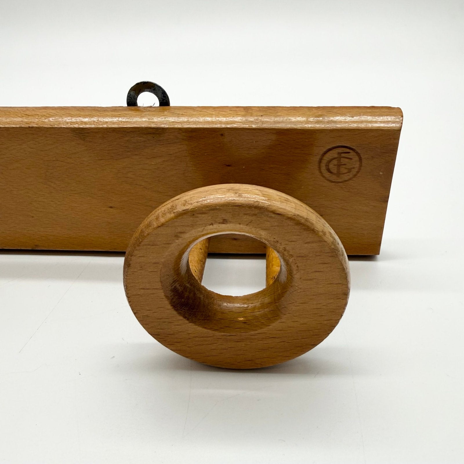 PORTE-MANTEAU "SCANDINAVE" BOIS CLAIR – 1960s