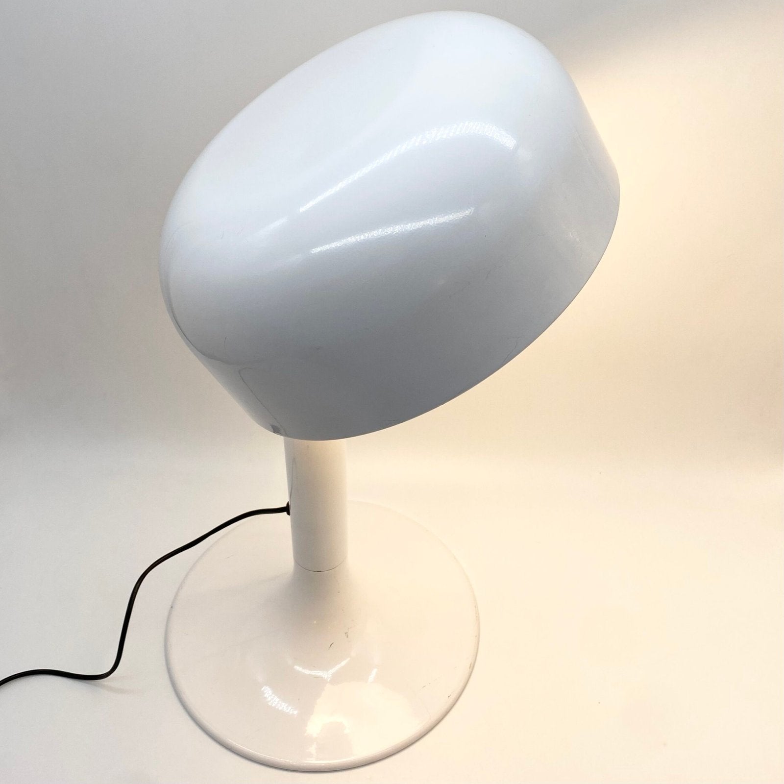 LAMPE “STUDIO” MODÈLE 3105 – CARLO VILIGIARDI POUR STILNOVO, 1972