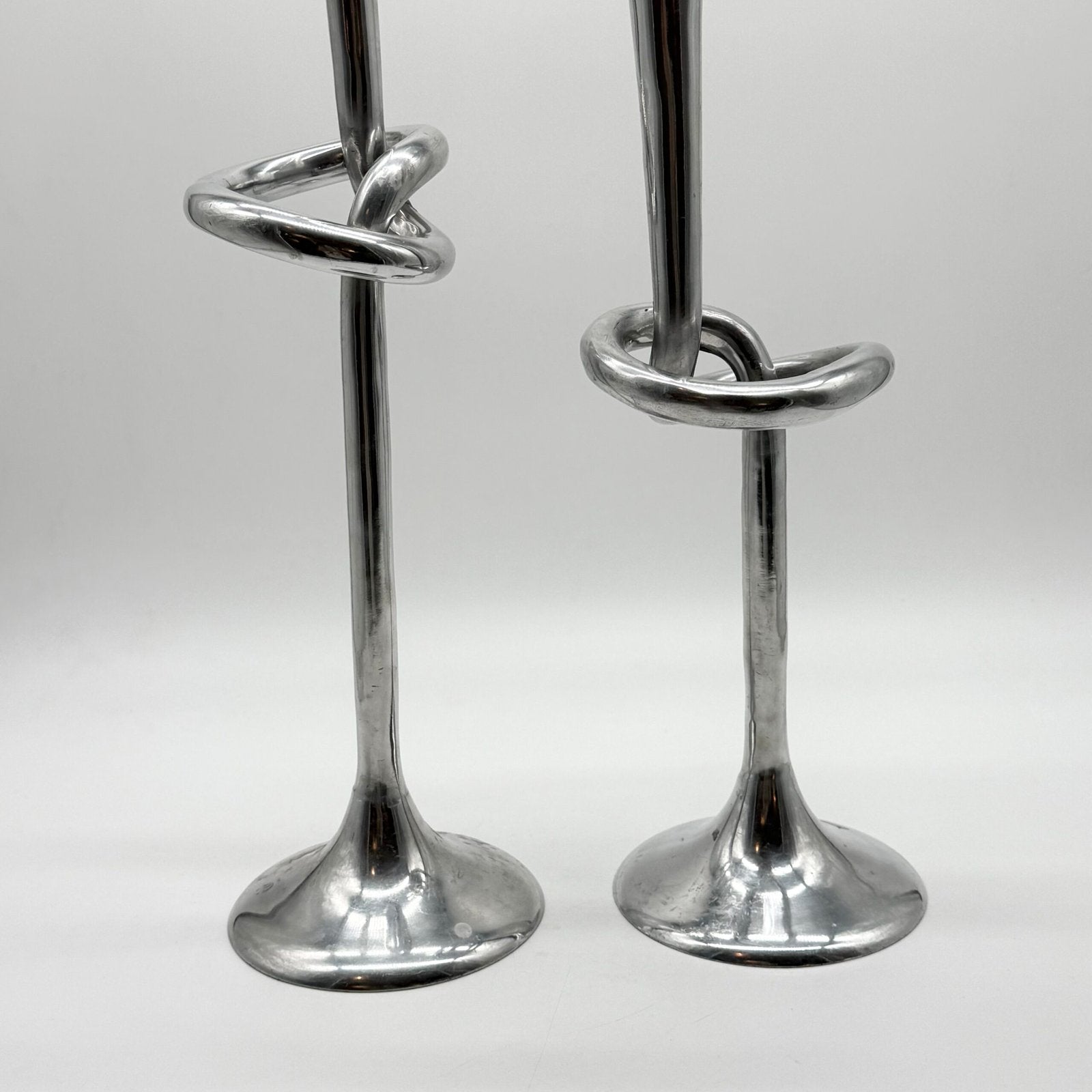 PAIRE DE CHANDELIERS XXL "GIANT KNOT" – 1980s