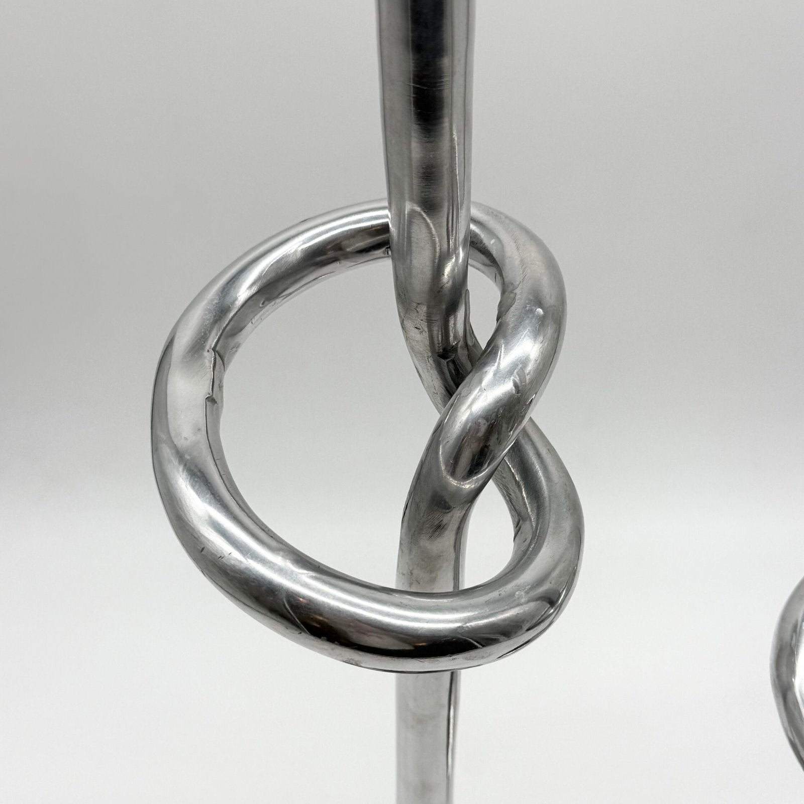 PAIRE DE CHANDELIERS XXL "GIANT KNOT" – 1980s