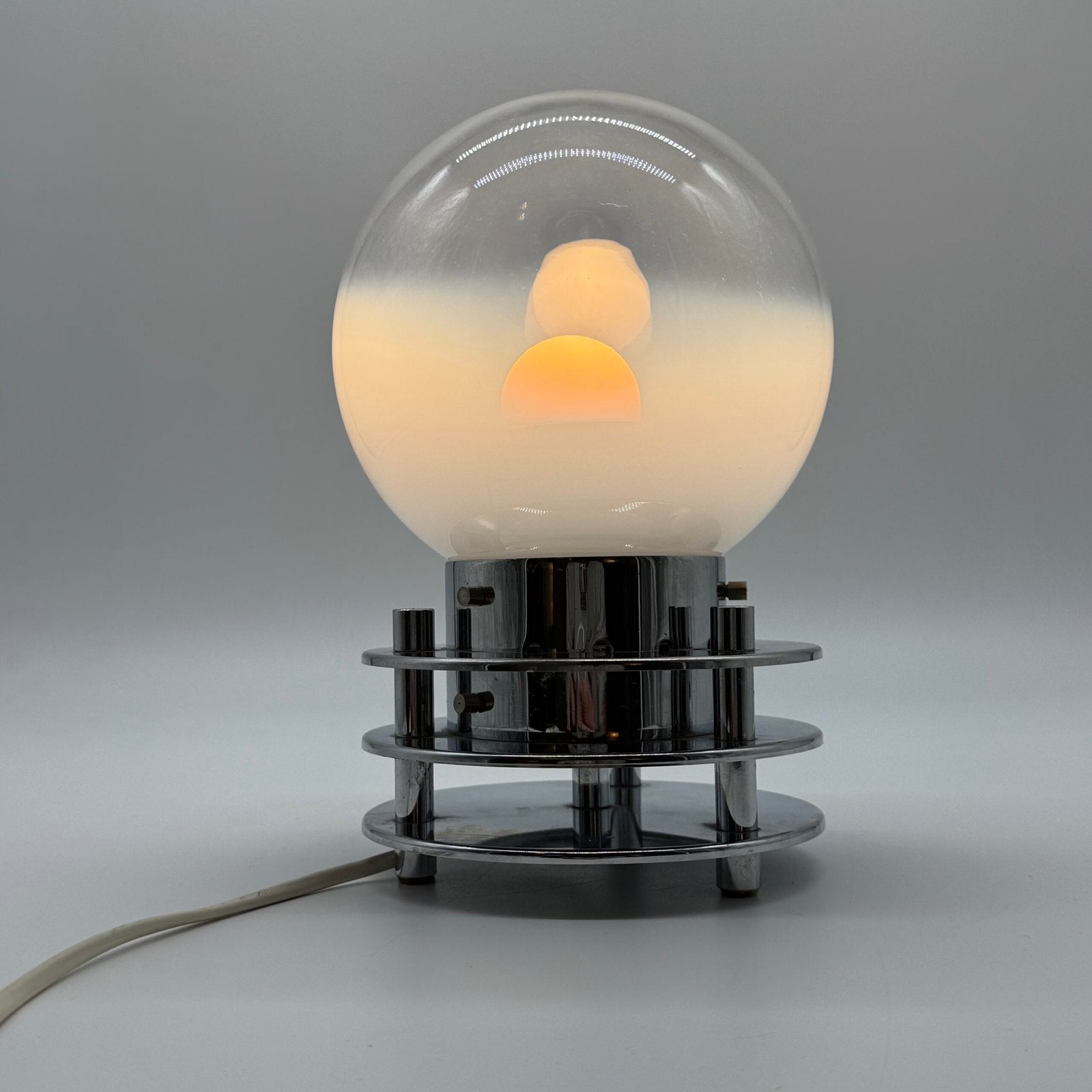 LAMPE DE TABLE – PAR "TONI ZUCCHERI " ITALY – 1970s