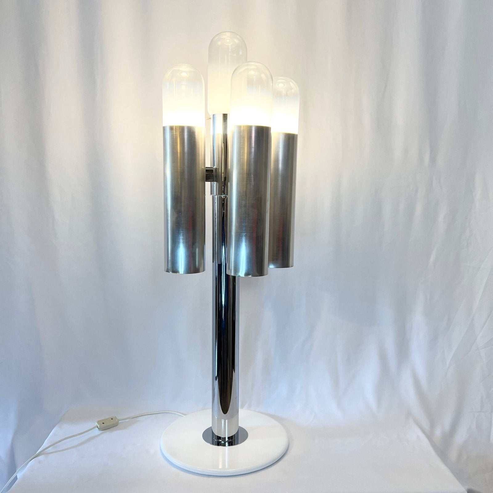 LAMPADAIRE "SPACE AGE" – ATTRIBUÉ À CARLO NASON, CHROME & MURANO, 1970s