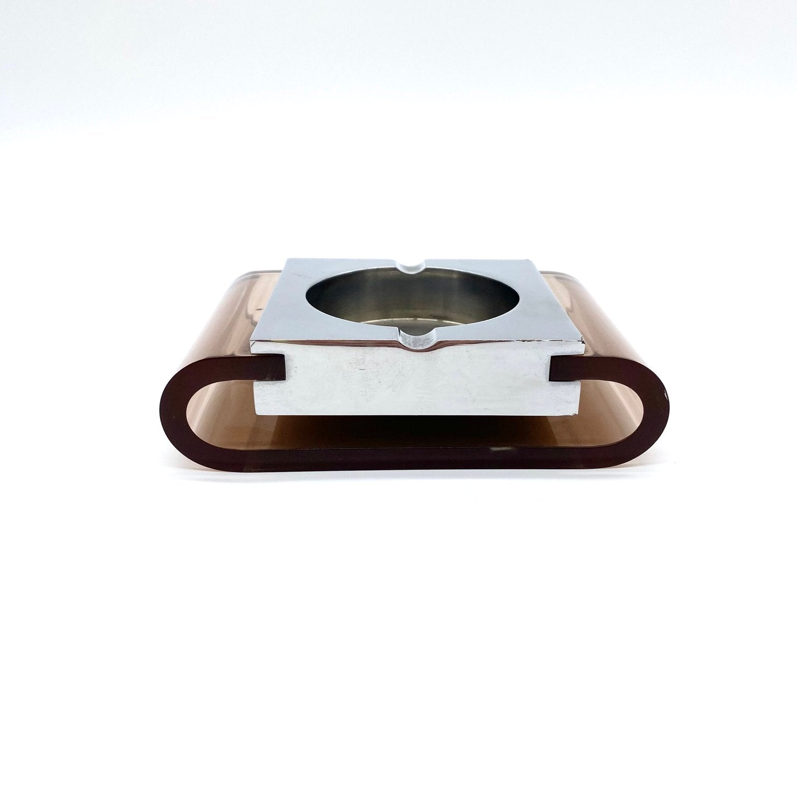 GRAND CENDRIER PLEXI ET CHROME PAR "MICHEL DUMAS", 1970s
