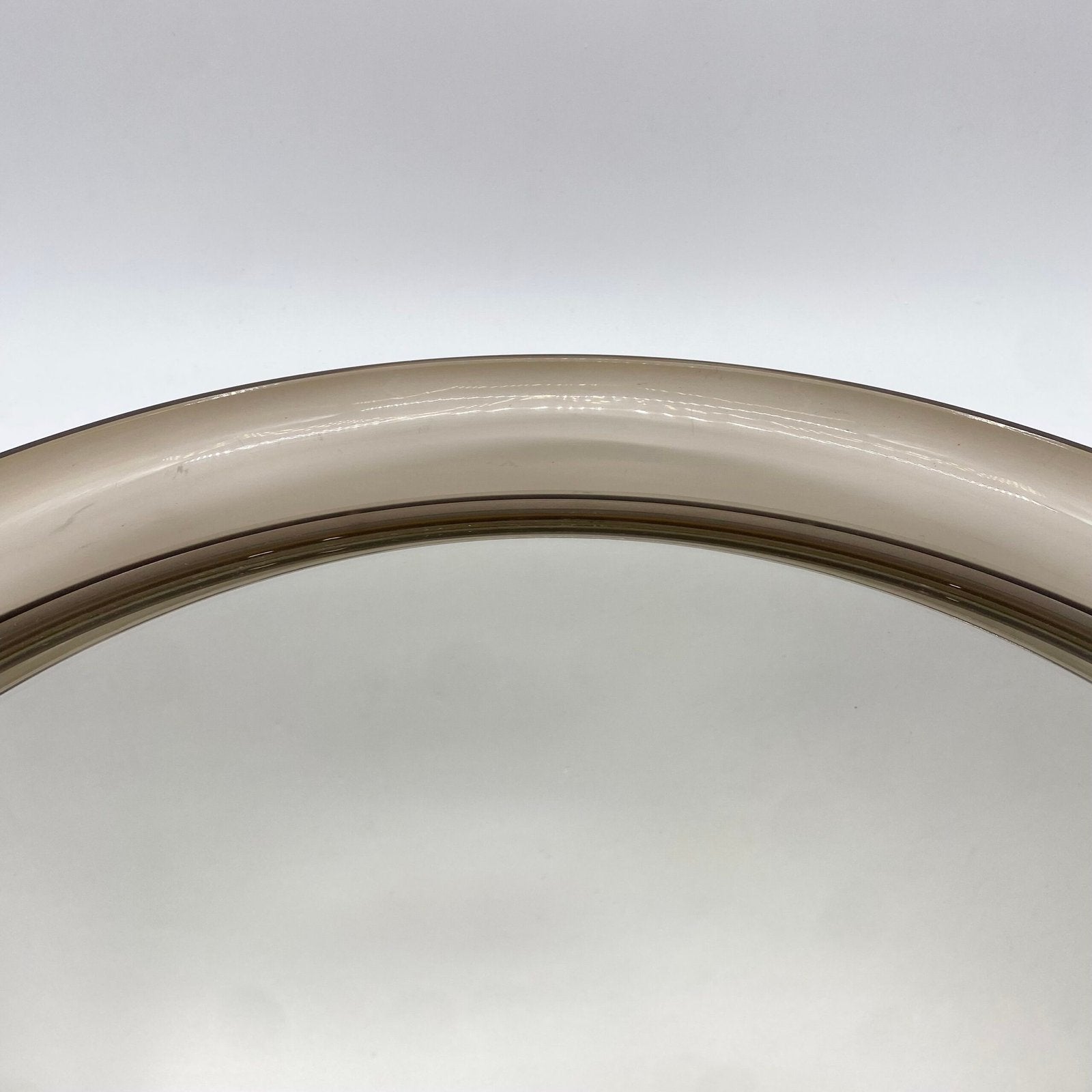 MIROIR "SPACE AGE" EN PLEXI FUMÉ – 1970s