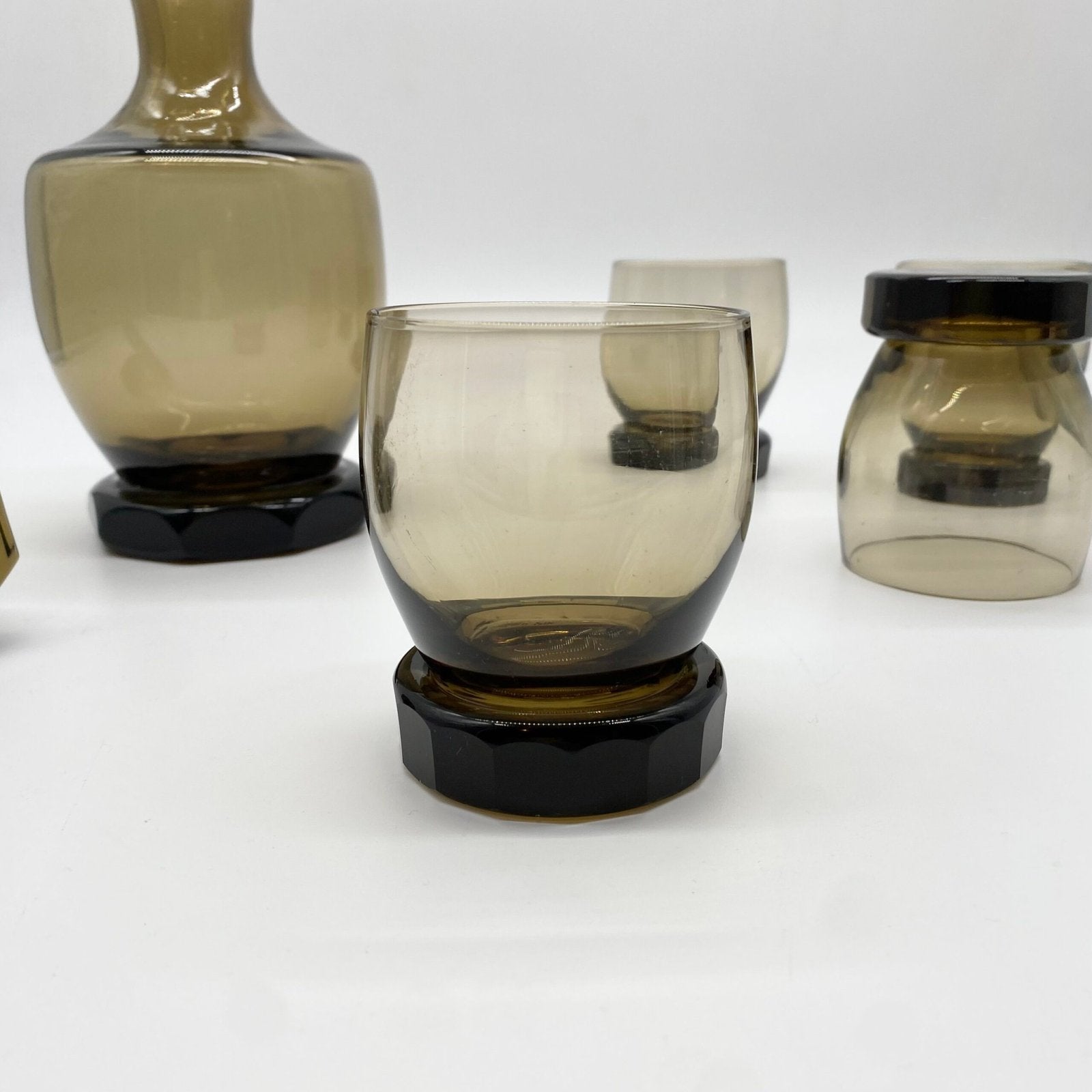 ENSEMBLE À WHISKY EN VERRE FUMÉ – 1970s