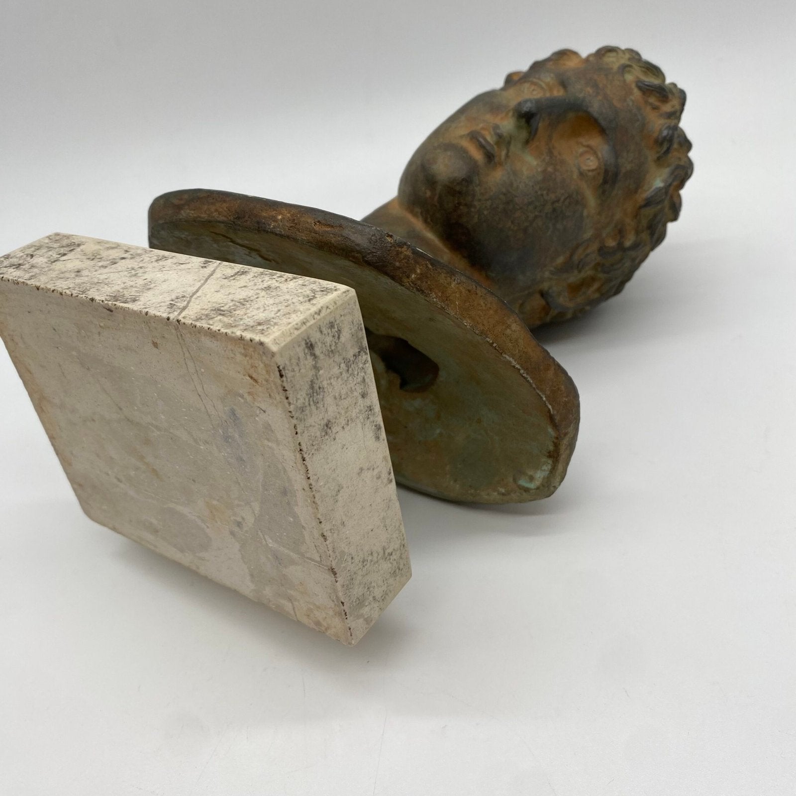 "ÉPHÈBE DE MARATHON" – BUSTE EN TERRE CUITE, 1950s
