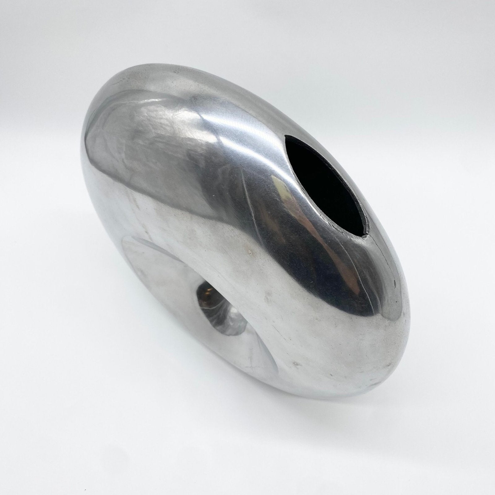 VASE « OVNI III » / FONTE D’ALUMINIUM – 1970s