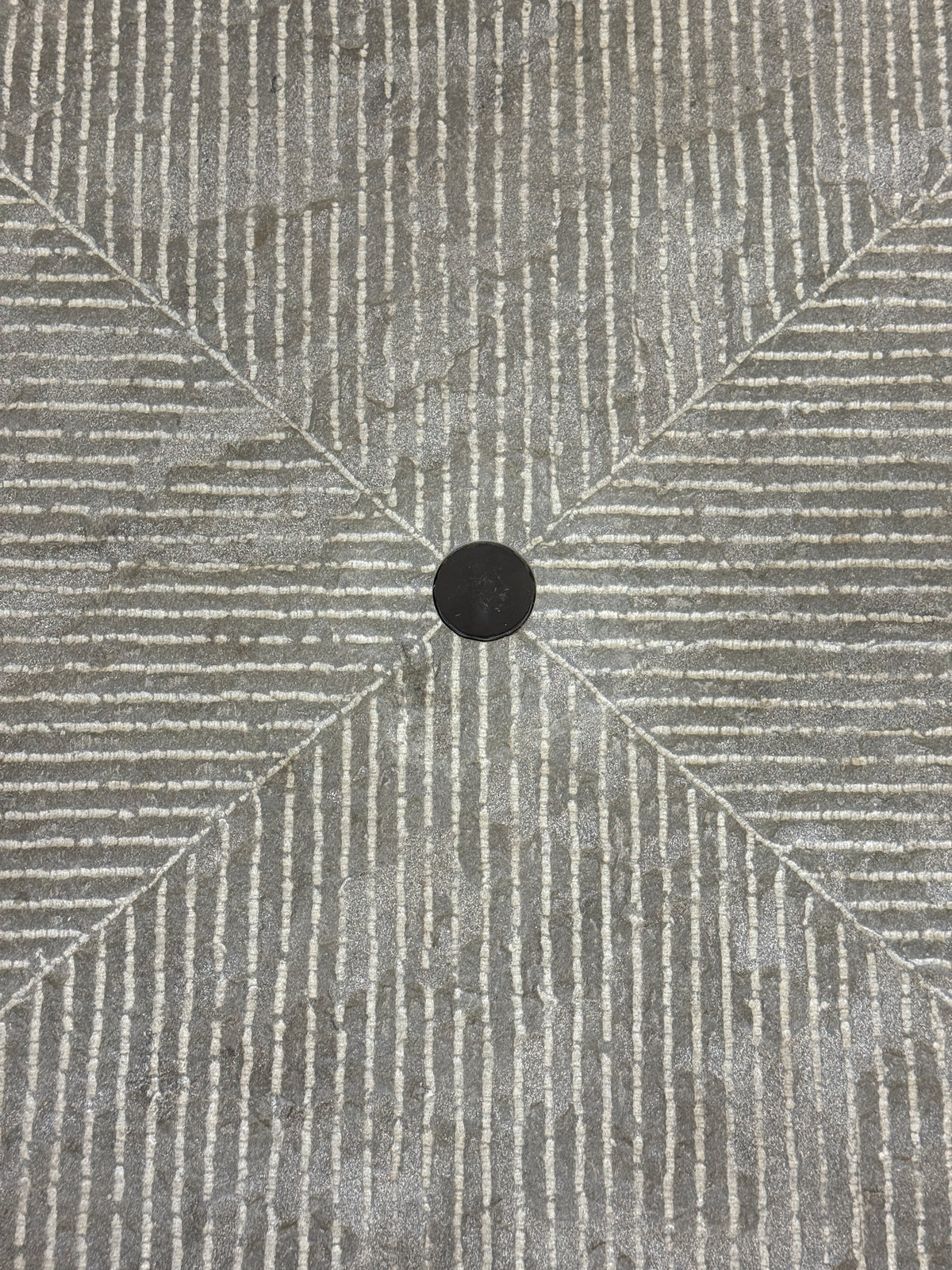 Table basse "Granit" par Giulio Lazzotti pour Mageia, Italie, 1981