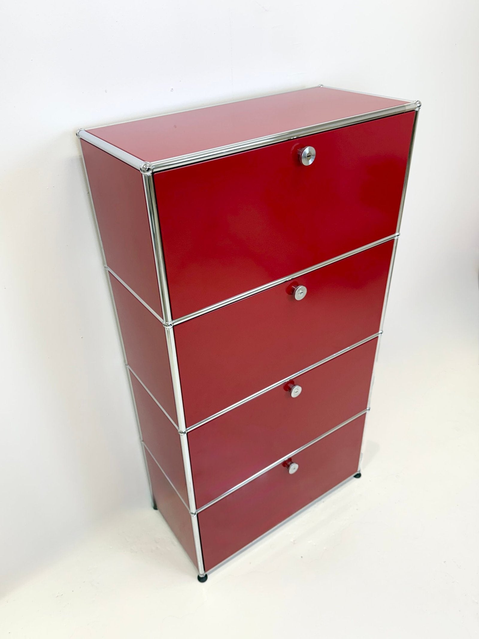 USM HALLER "ROUGE RUBIS" – GRAND MEUBLE DE RANGEMENT (ETAT NEUF)