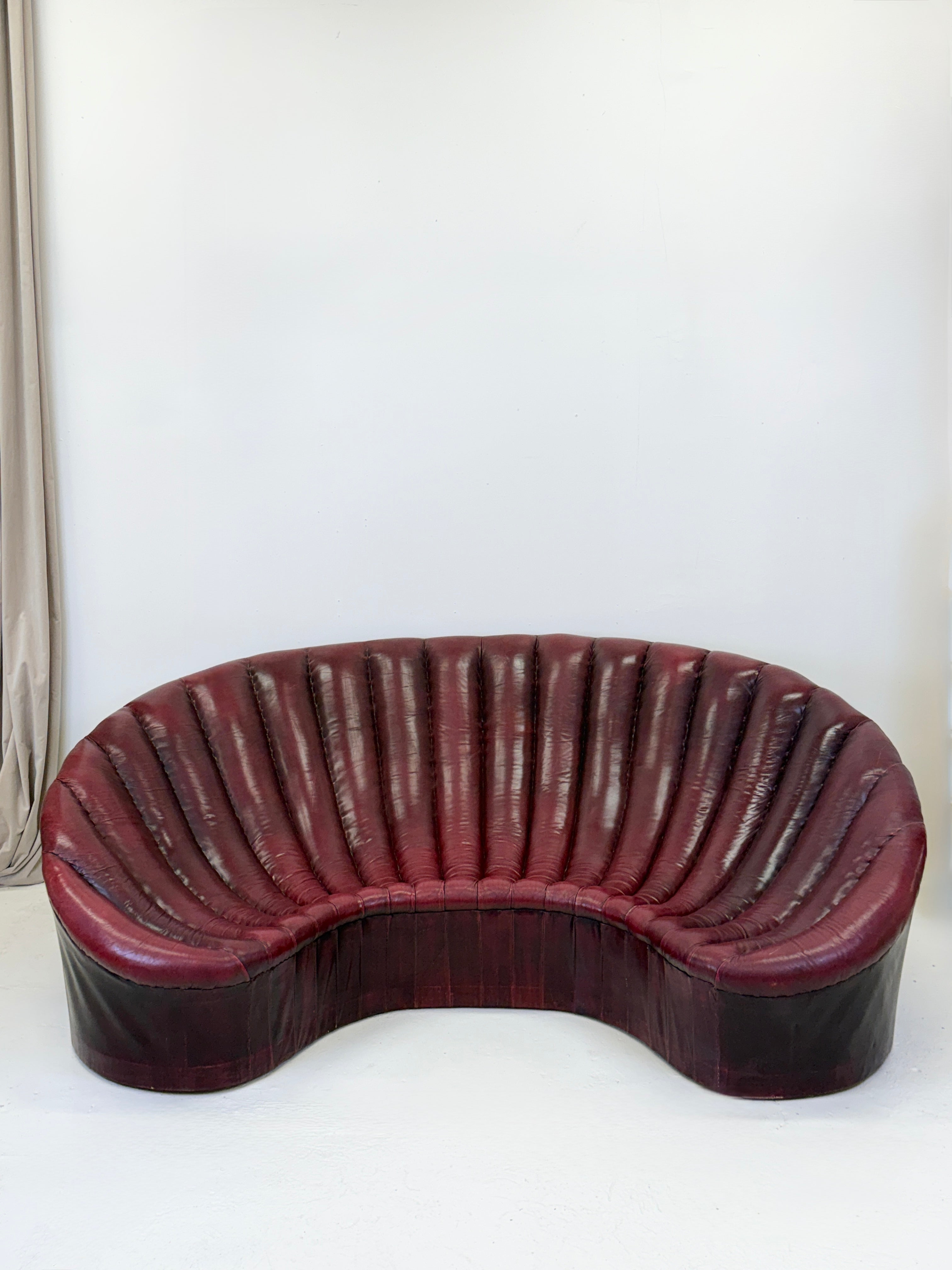 CANAPÉ COQUILLAGE - PIÈCE UNIQUE, 1965