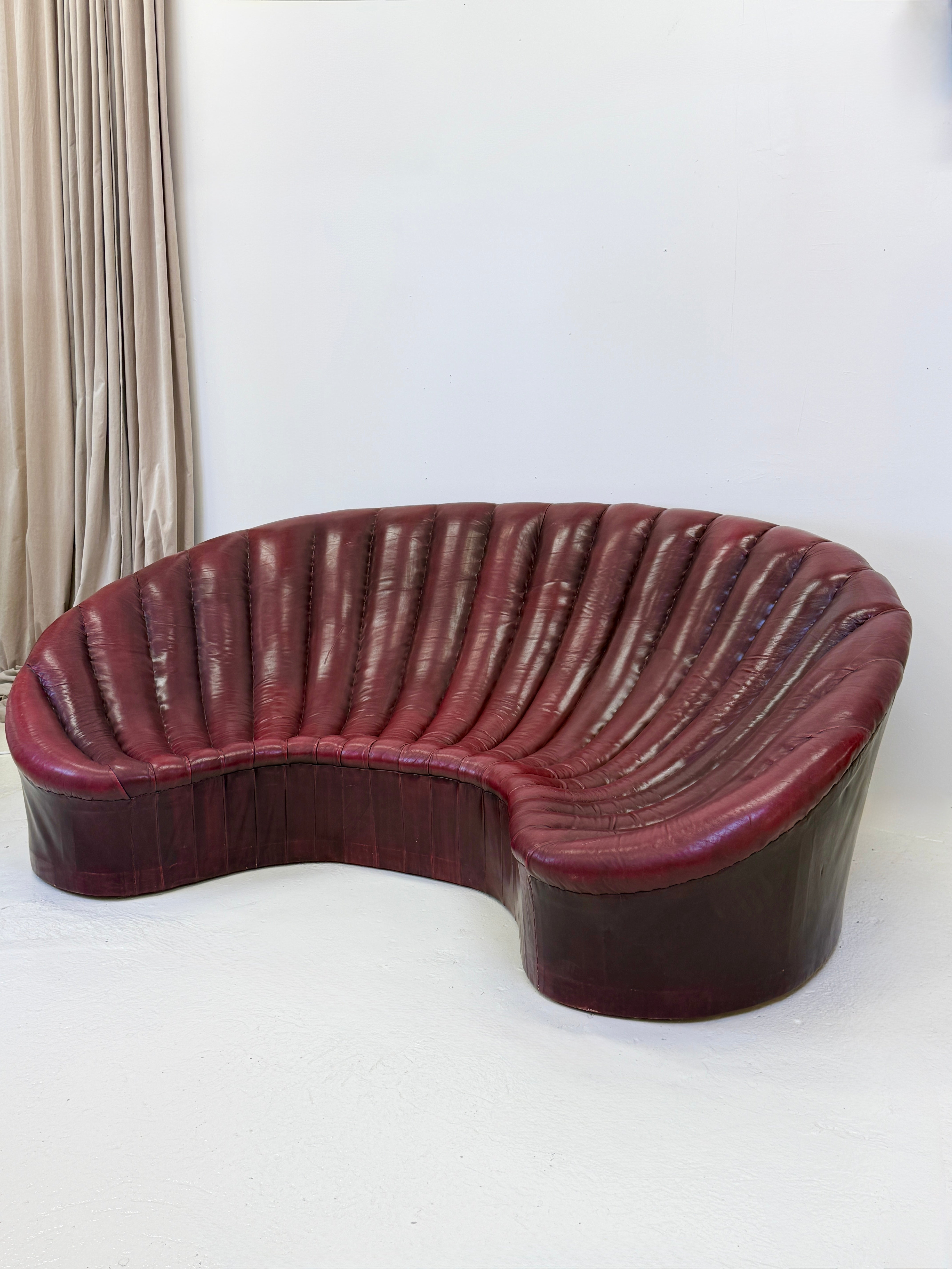 CANAPÉ COQUILLAGE - PIÈCE UNIQUE, 1965