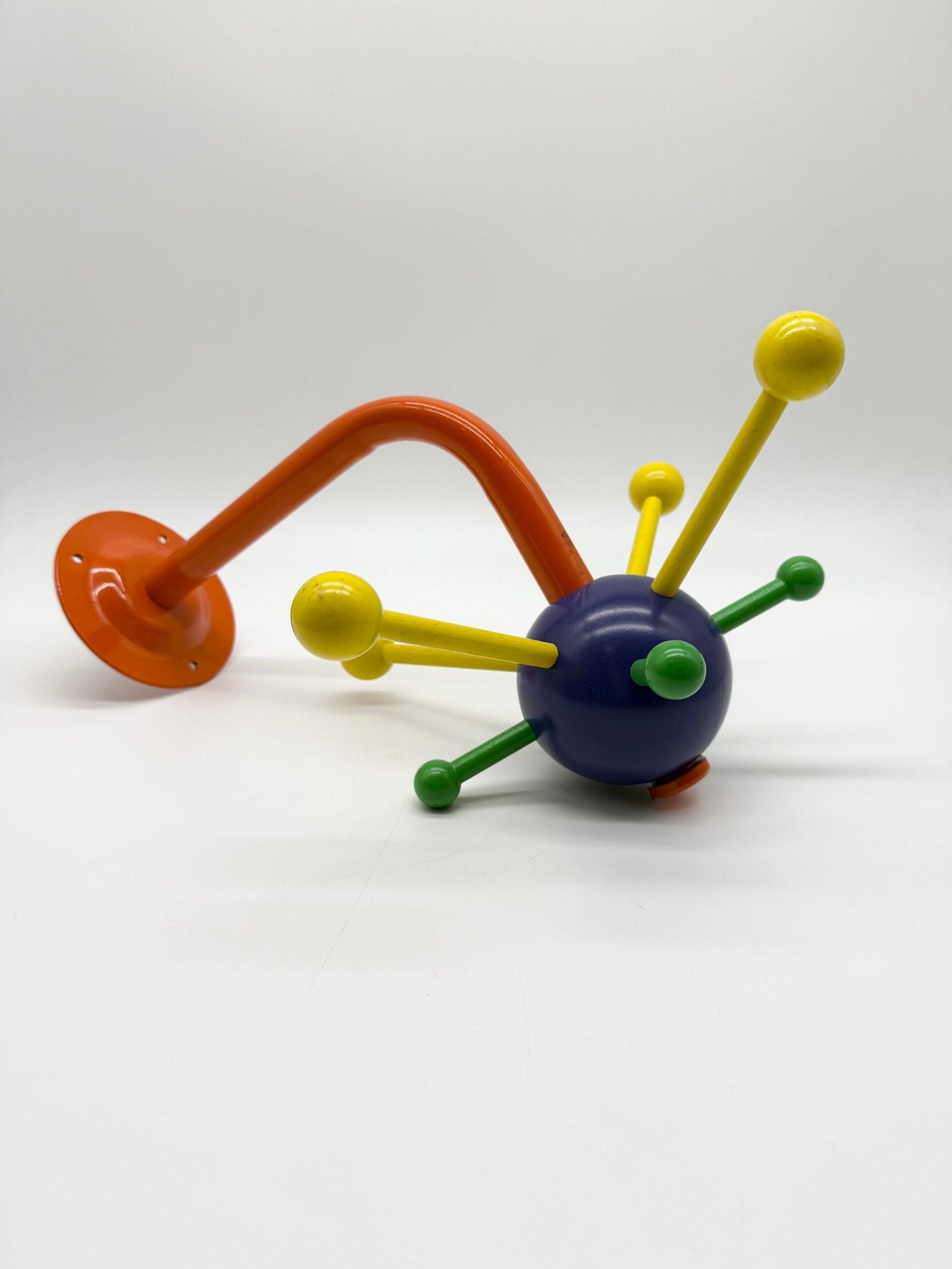 PORTE-MANTEAU ROTATIF « SPOUTNIK » D’OSVALDO BORSANI — 1980s