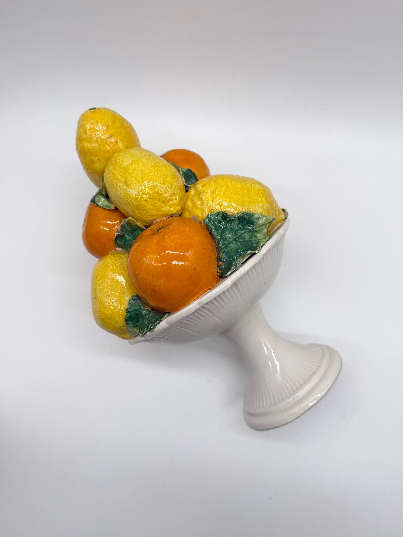CENTRE DE TABLE MAJOLIQUE – "CORBEILLE AUX AGRUMES", ITALY 1960s