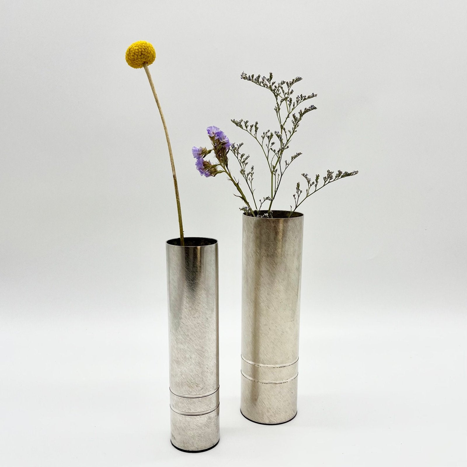PAIRE DE VASES ROULEAUX / ALUMINIUM PAR "BSF" – ALLEMAGNE, 1960s