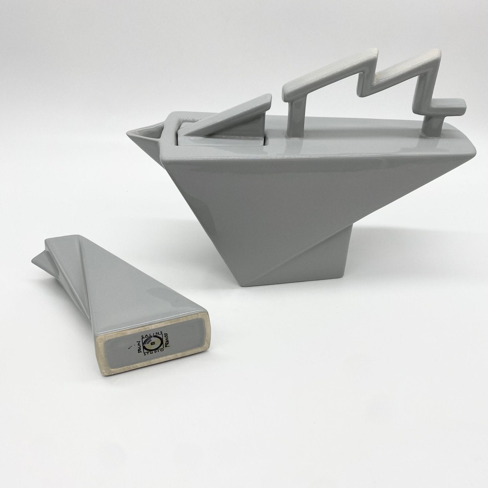 PIERRE CASENOVE POUR "STUDIO SALINS" – THÉIÈRE ET POT À LAIT, 1980s