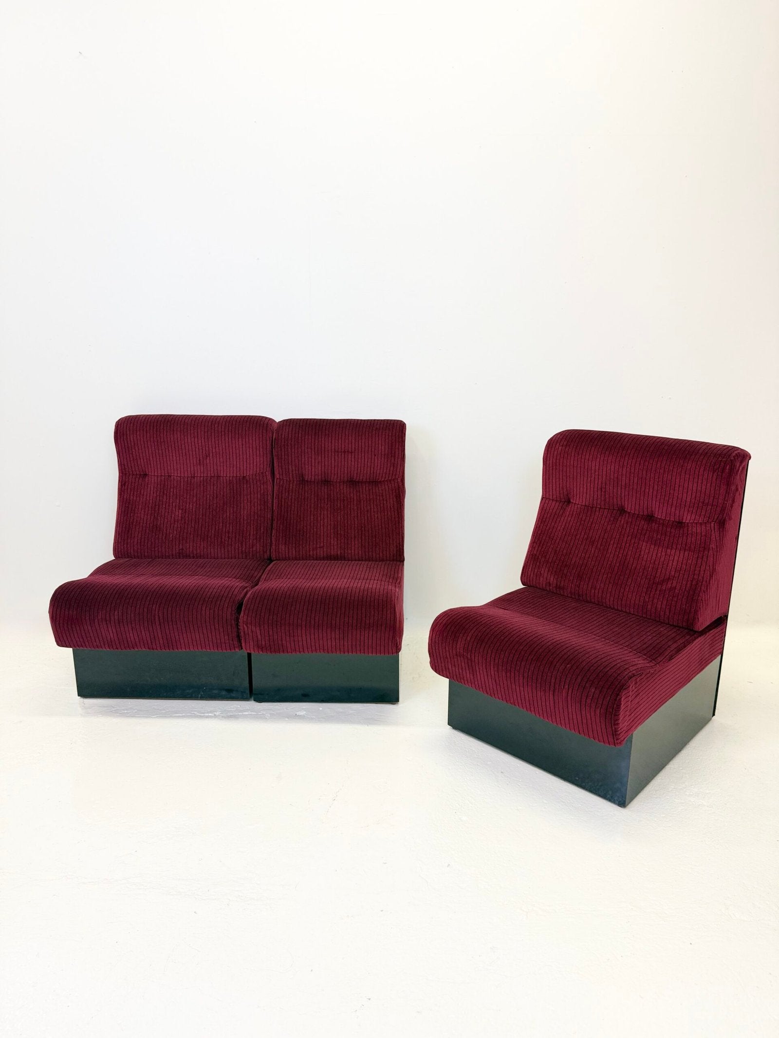 CANAPÉ MODULABLE "CINEMA", 3 CHAUFFEUSES — ITALIE, 1970s