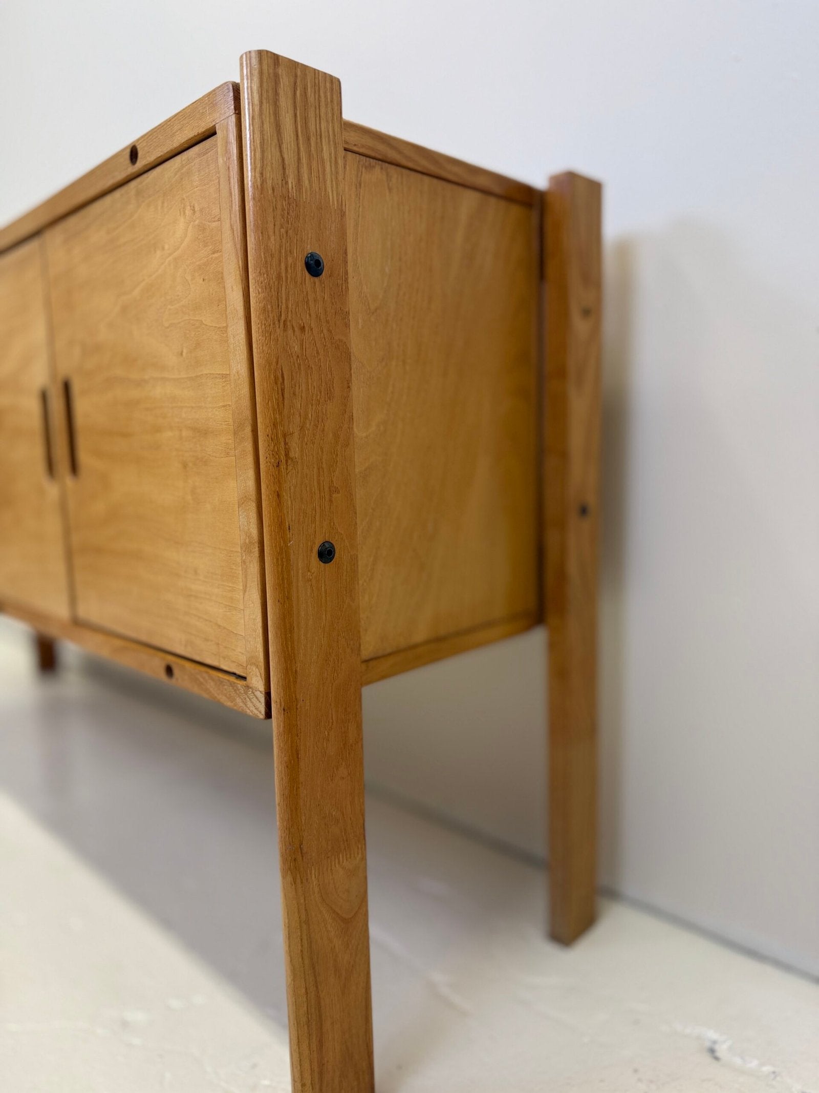 BUFFET "MODERNISTE" EN PIN – 1980s