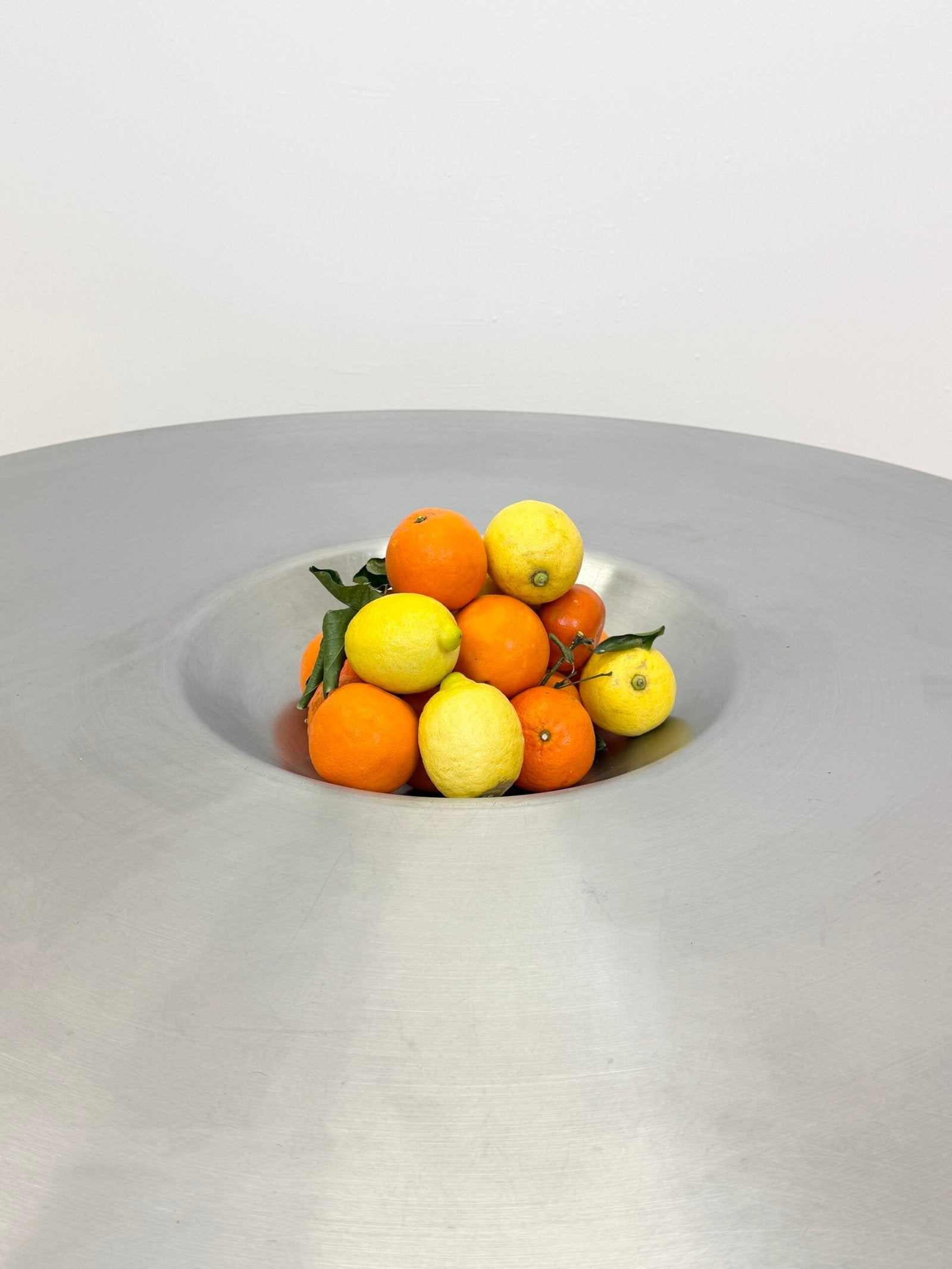 TABLE BASSE “ALIEN” – YASUHIRO SHITO POUR CATTELAN ITALIA, 2000s