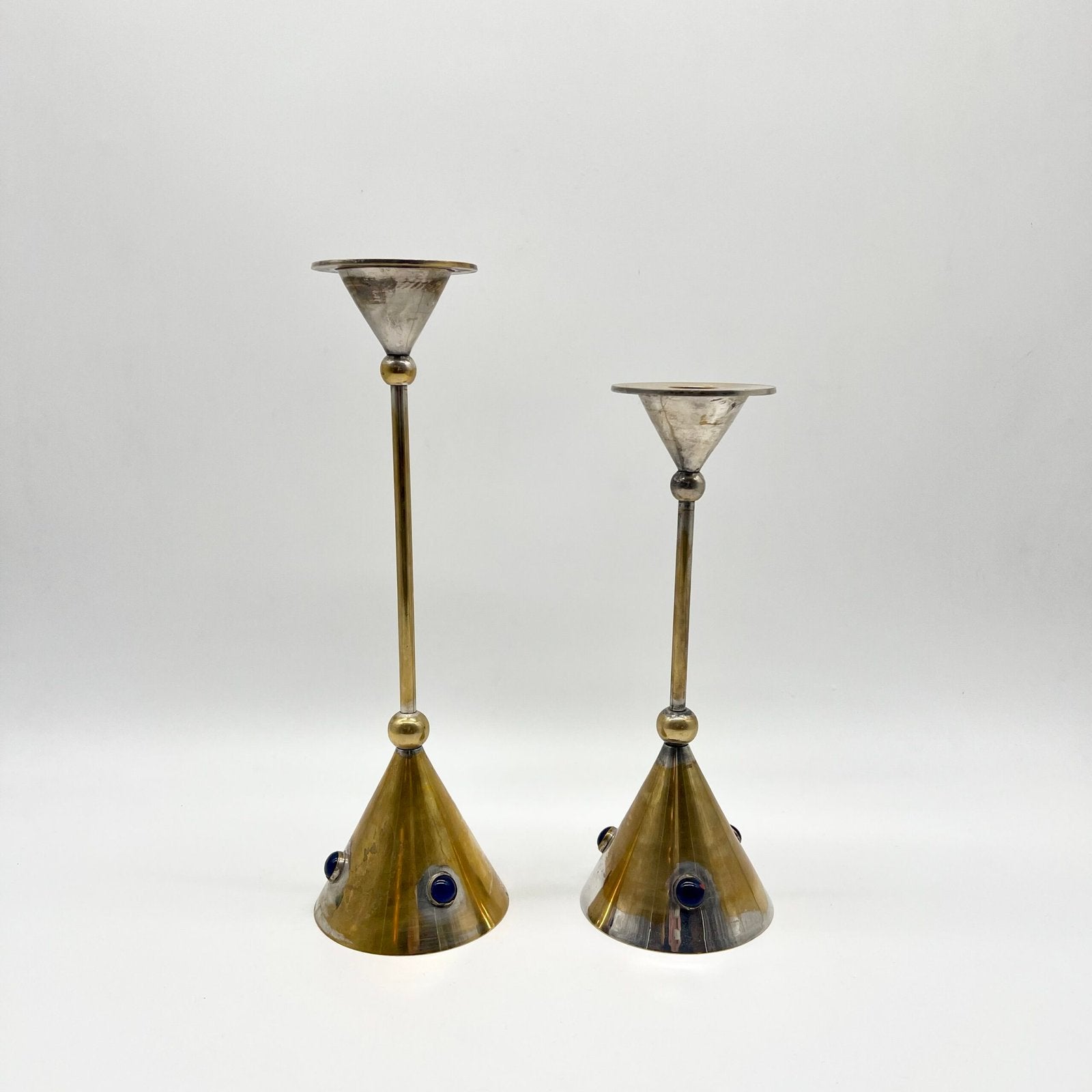 PAIRE DE BOUGEOIRS "MODERNISTES" – 1950s