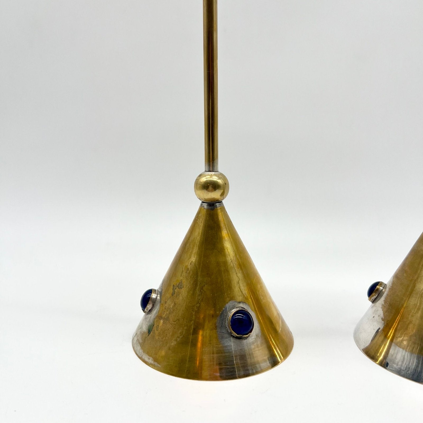 PAIRE DE BOUGEOIRS "MODERNISTES" – 1950s