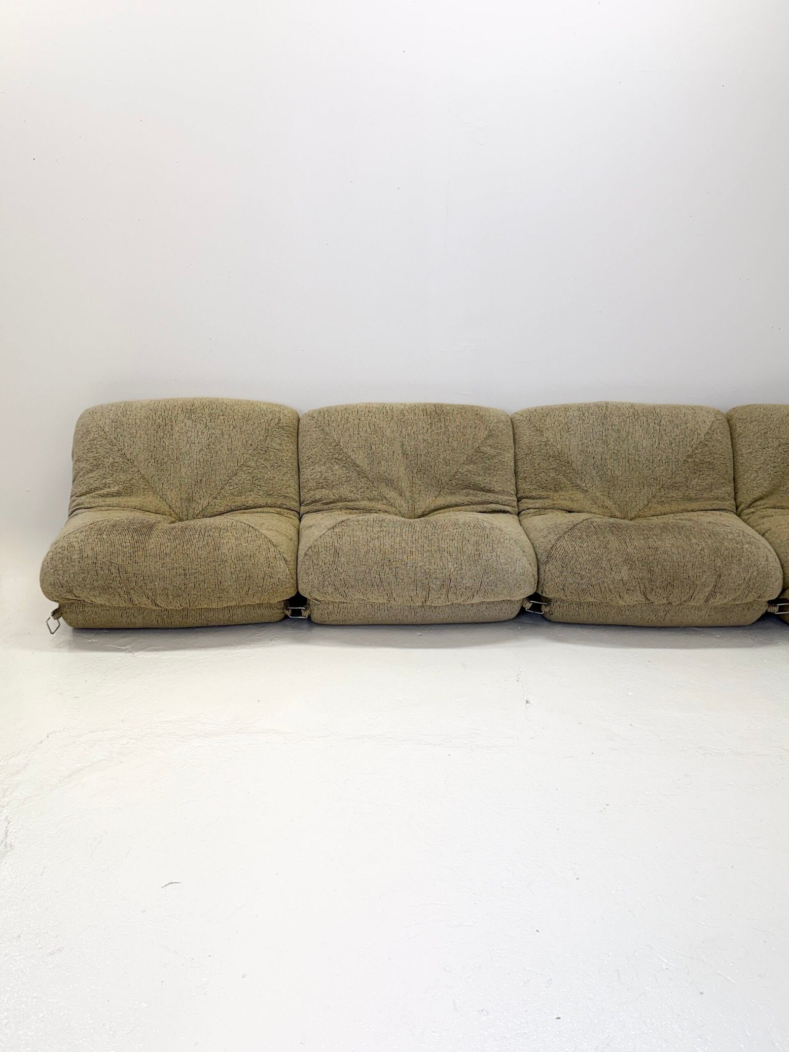 CANAPÉ MODULAIRE “PATATE” PAR AIRBORNE – 1970s