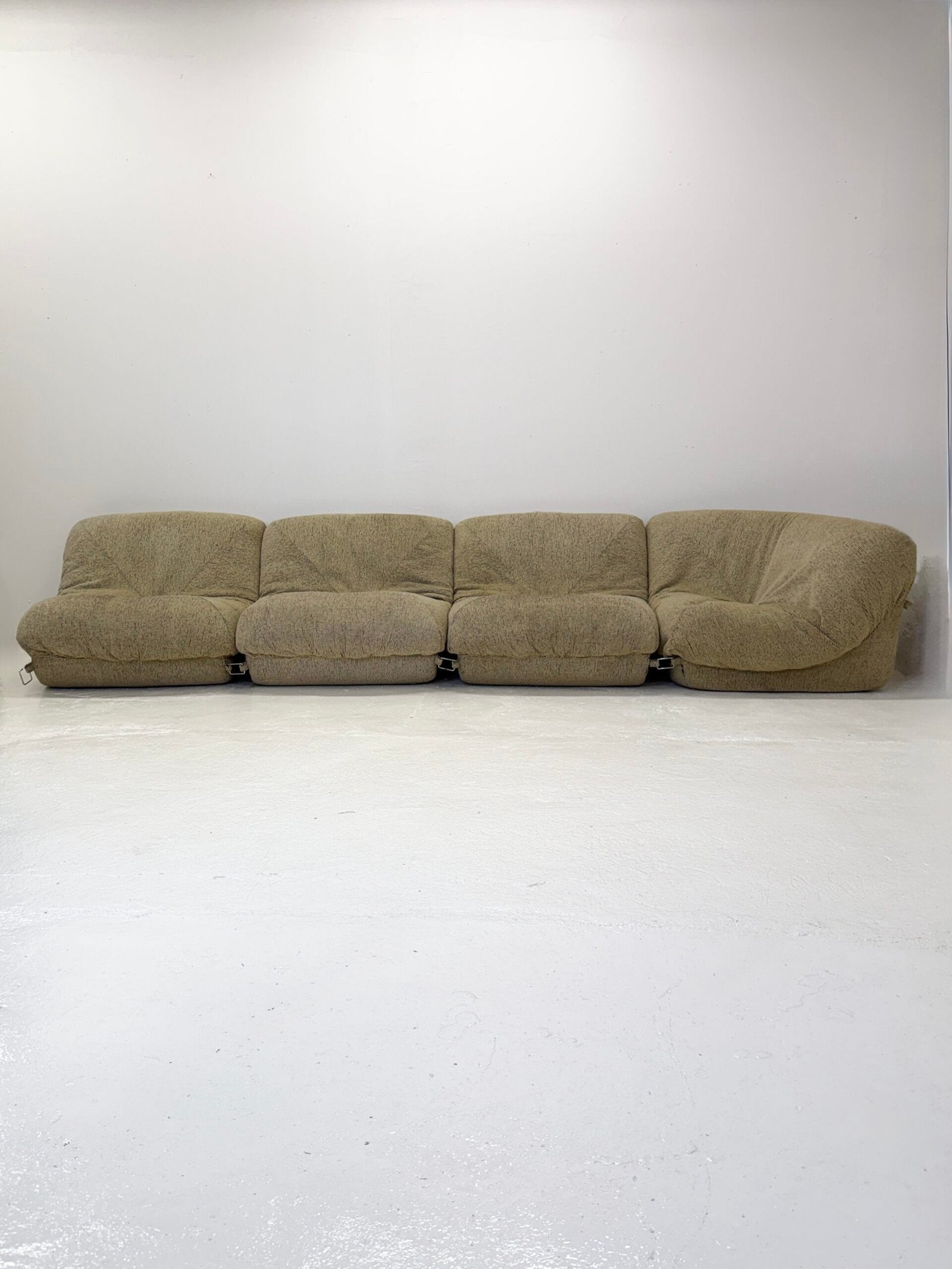 CANAPÉ MODULAIRE “PATATE” PAR AIRBORNE – 1970s