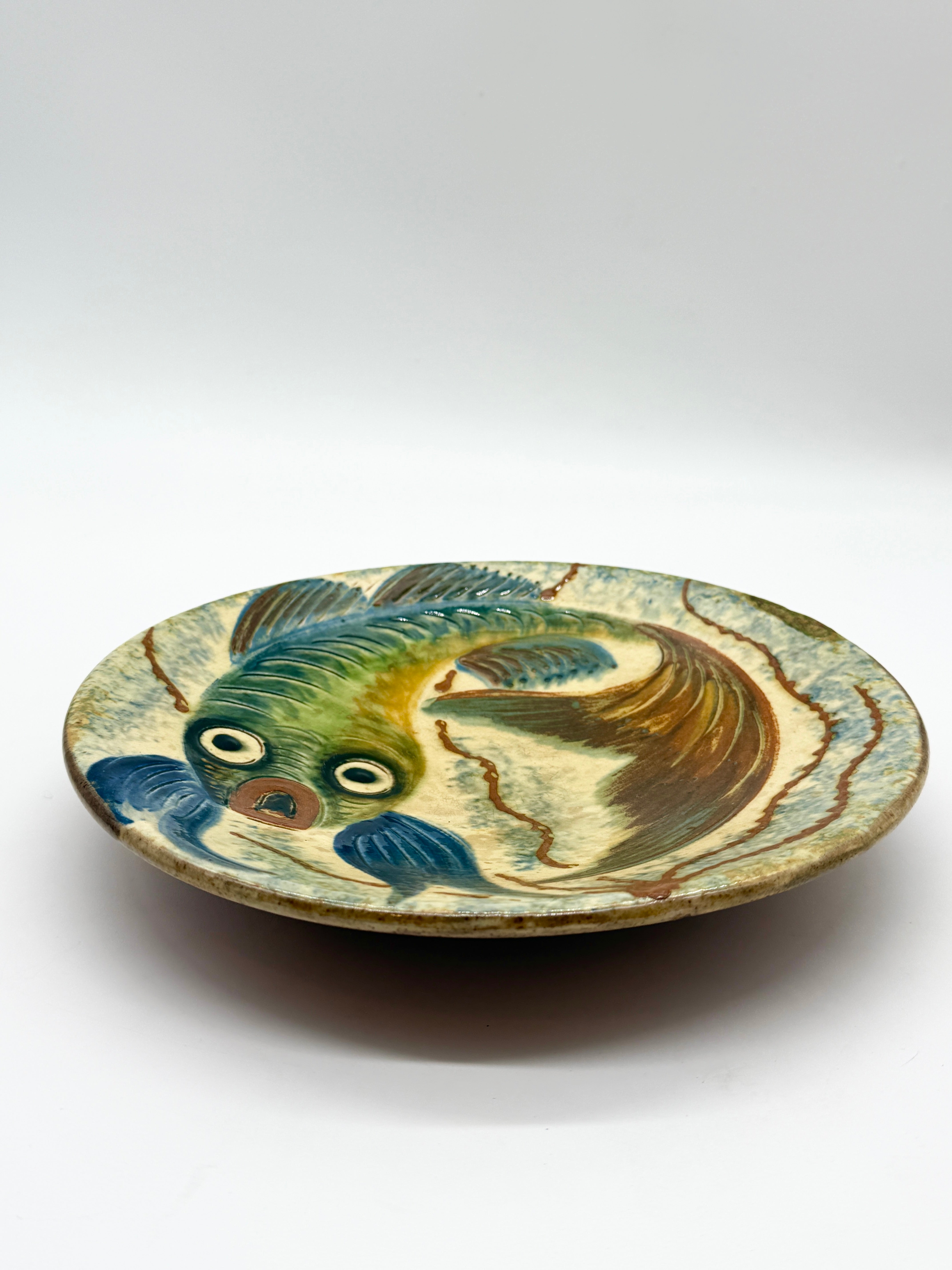 ASSIETTE MURALE POISSON – CÉRAMIQUE PUIGDEMONT,1960s