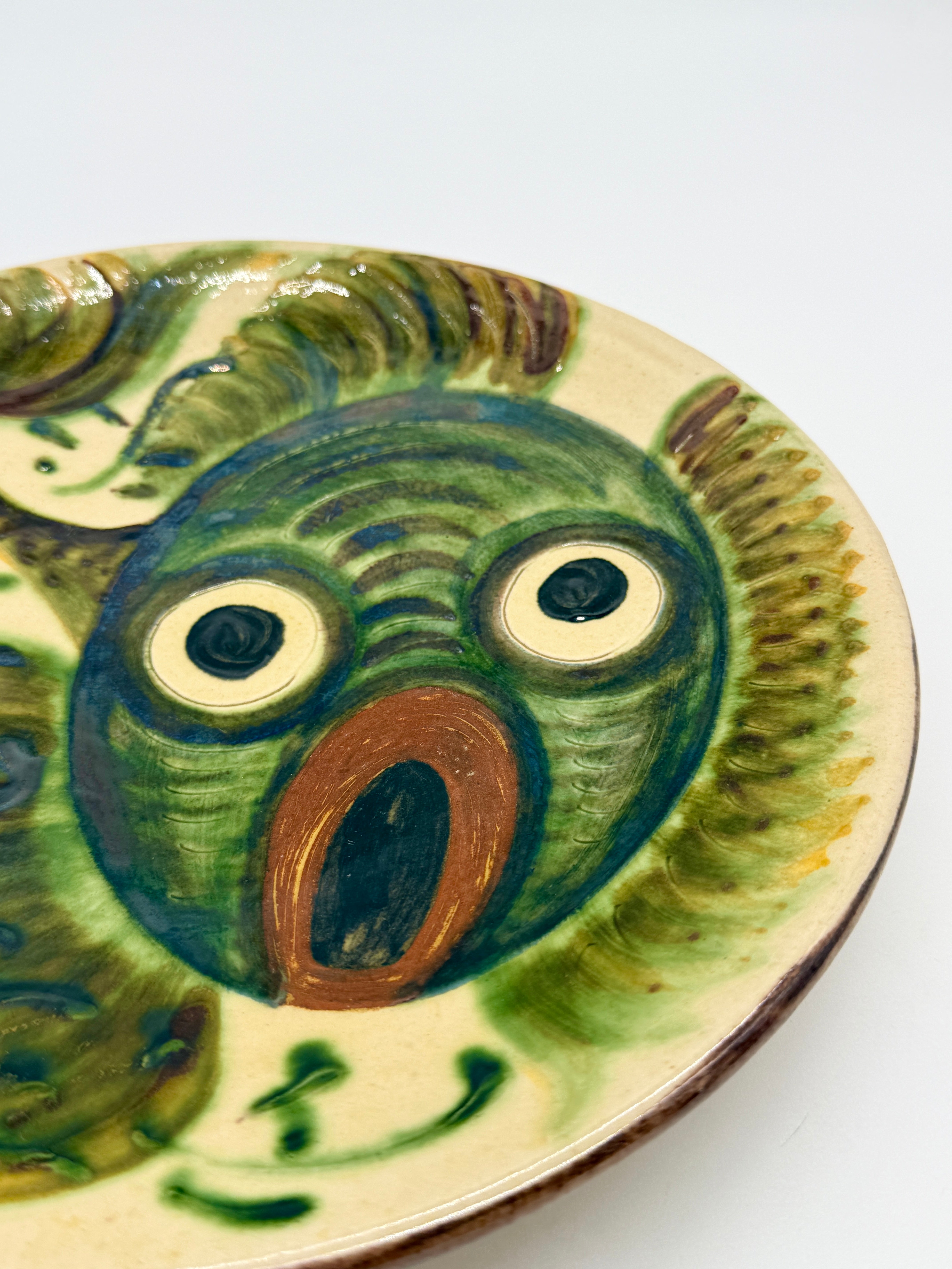 ASSIETTE POISSON FANTASTIQUE, PUIGDEMONT, CATALOGNE 1960s