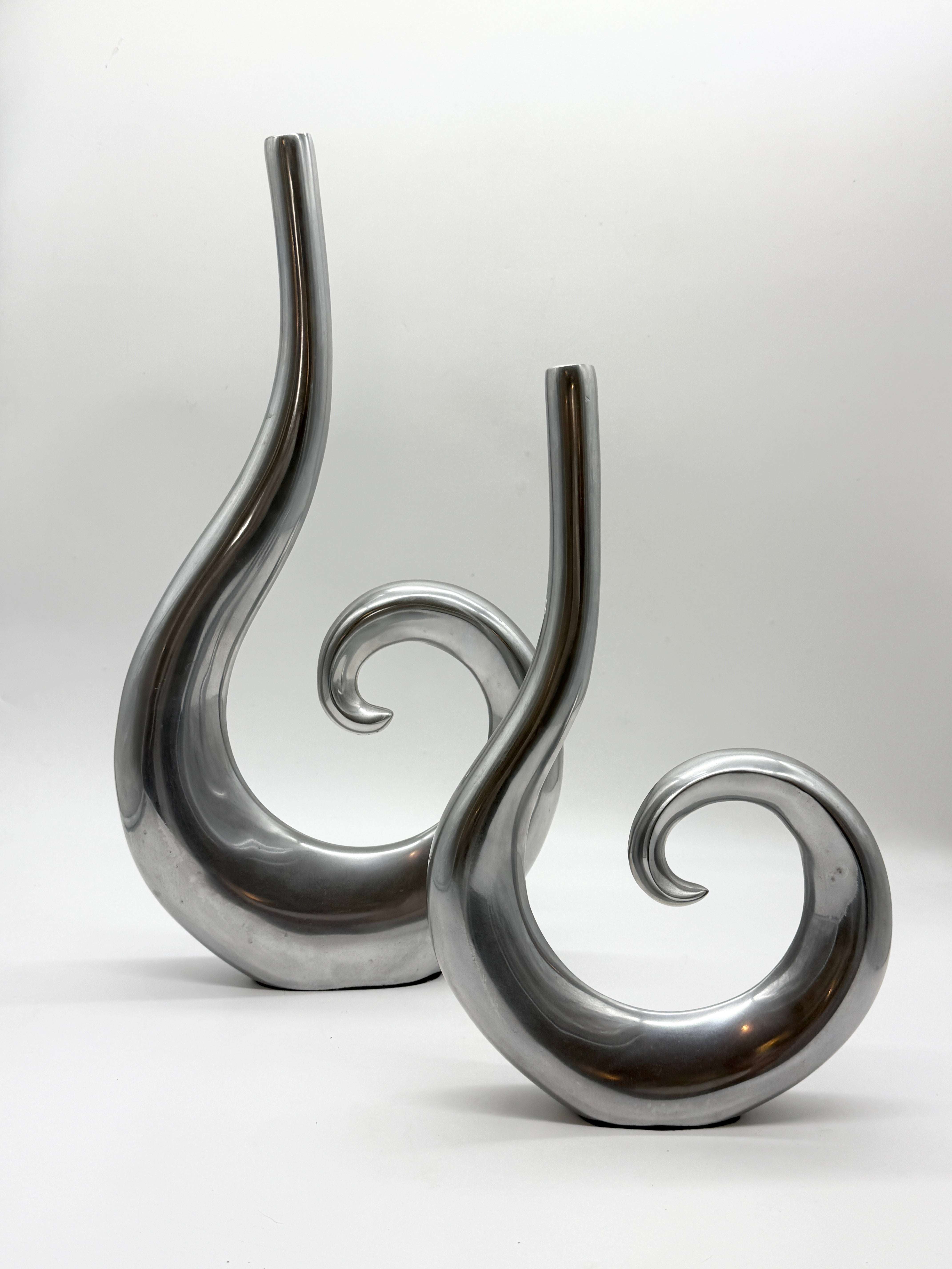 VASE "SPIRALE" EN FONTE D’ALUMINIUM, 1970s
