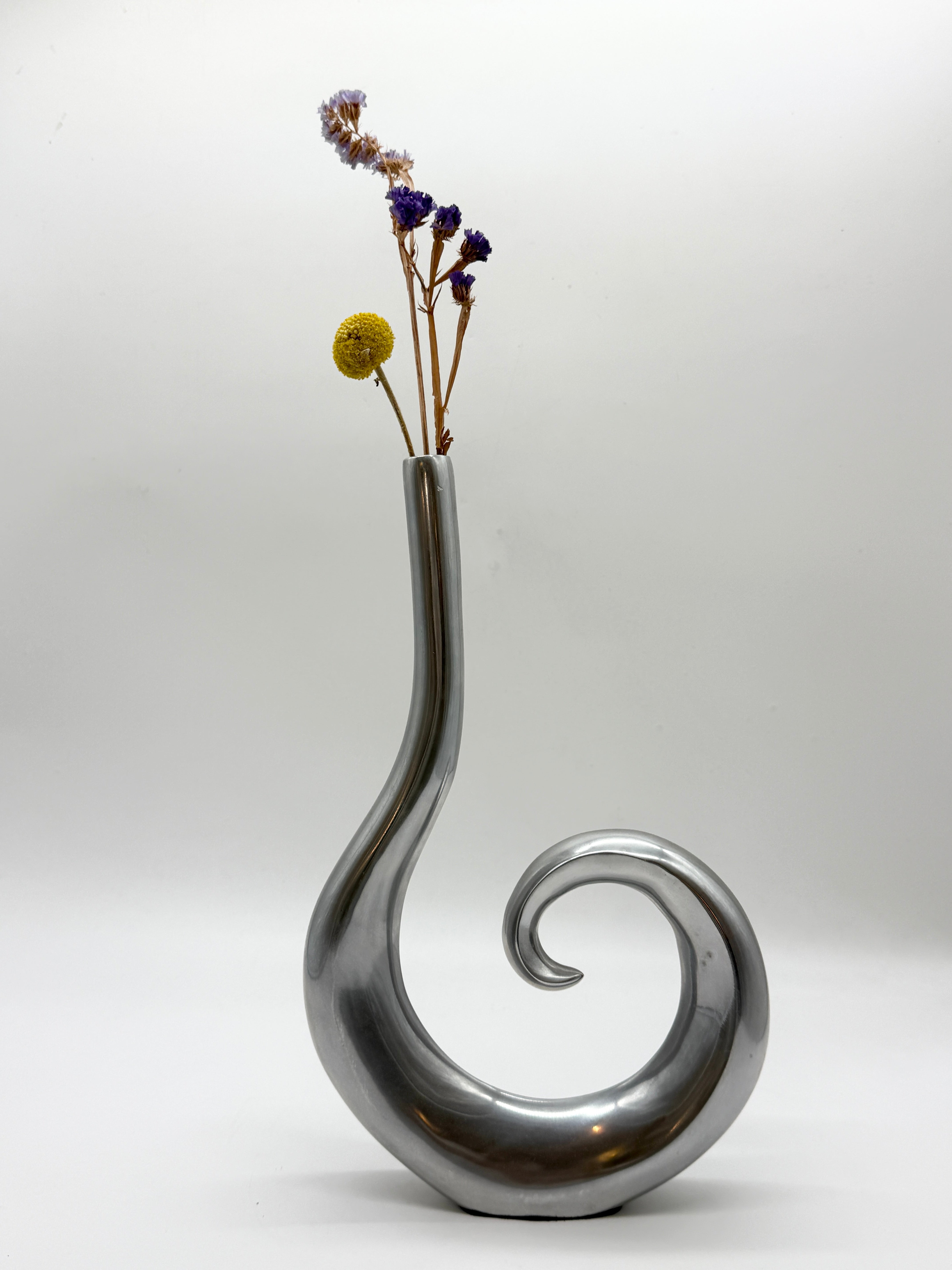 VASE "SPIRALE" EN FONTE D’ALUMINIUM, 1970s