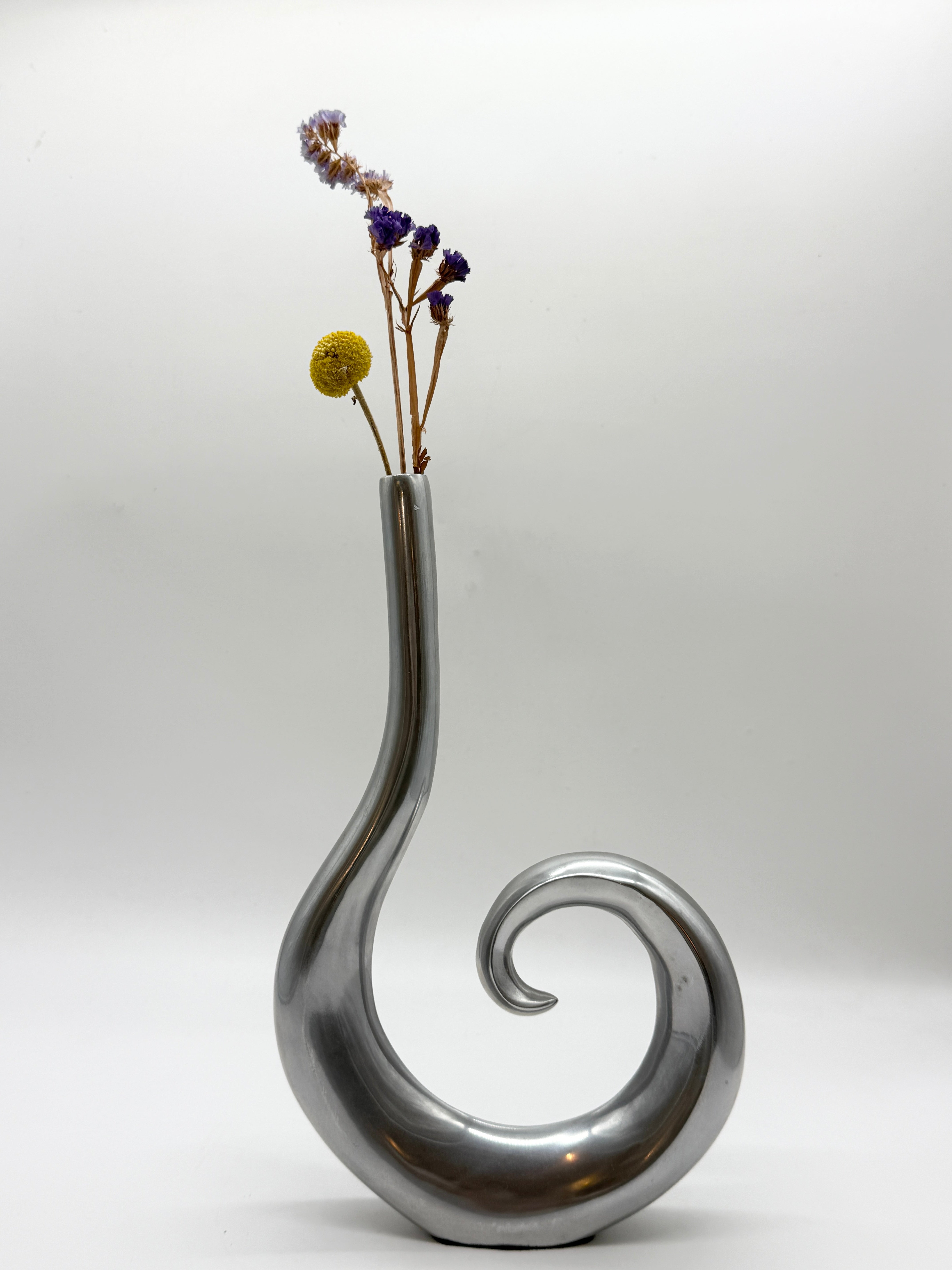 VASE "SPIRALE" EN FONTE D’ALUMINIUM, 1970s