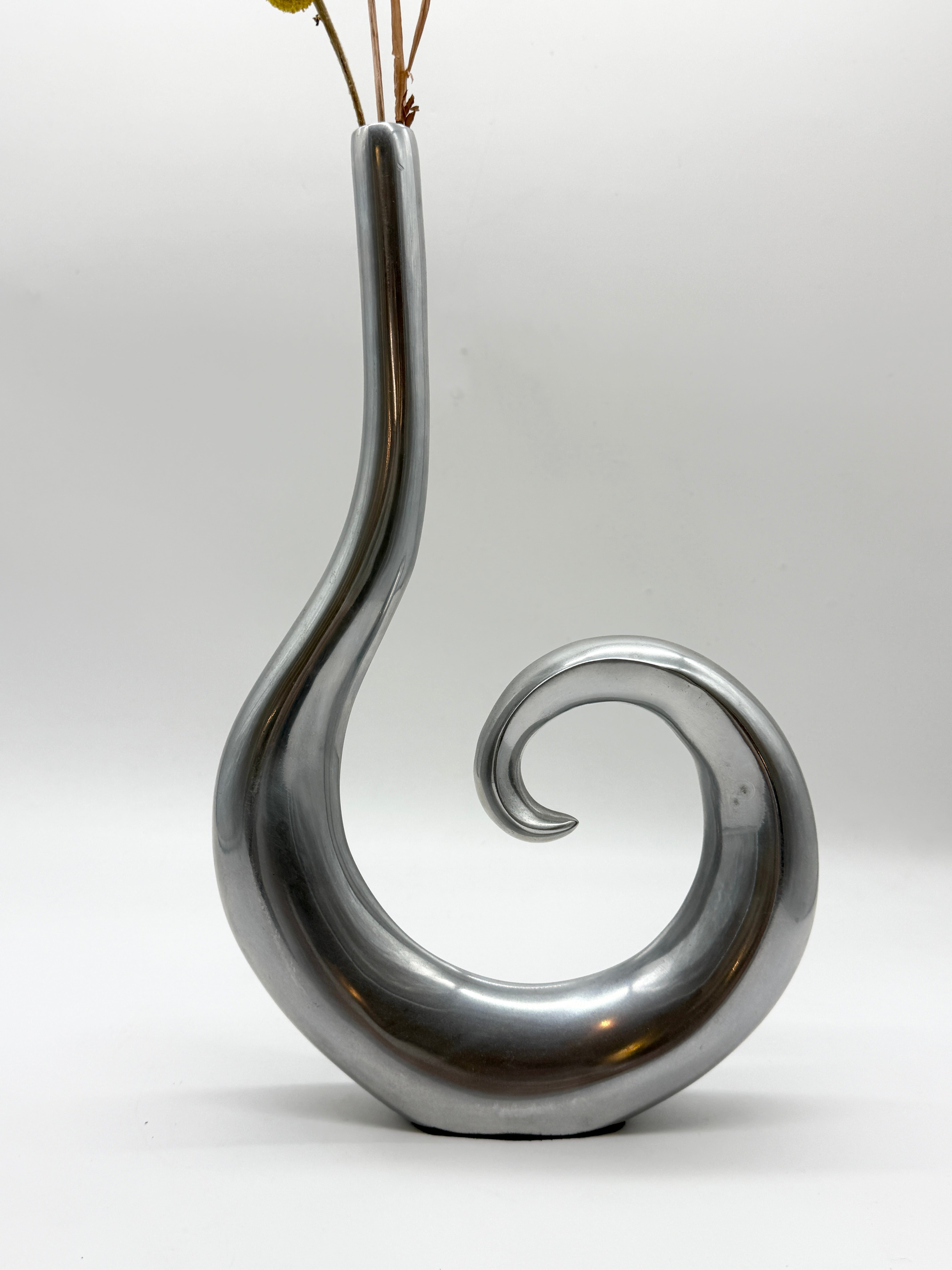 VASE "SPIRALE" EN FONTE D’ALUMINIUM, 1970s