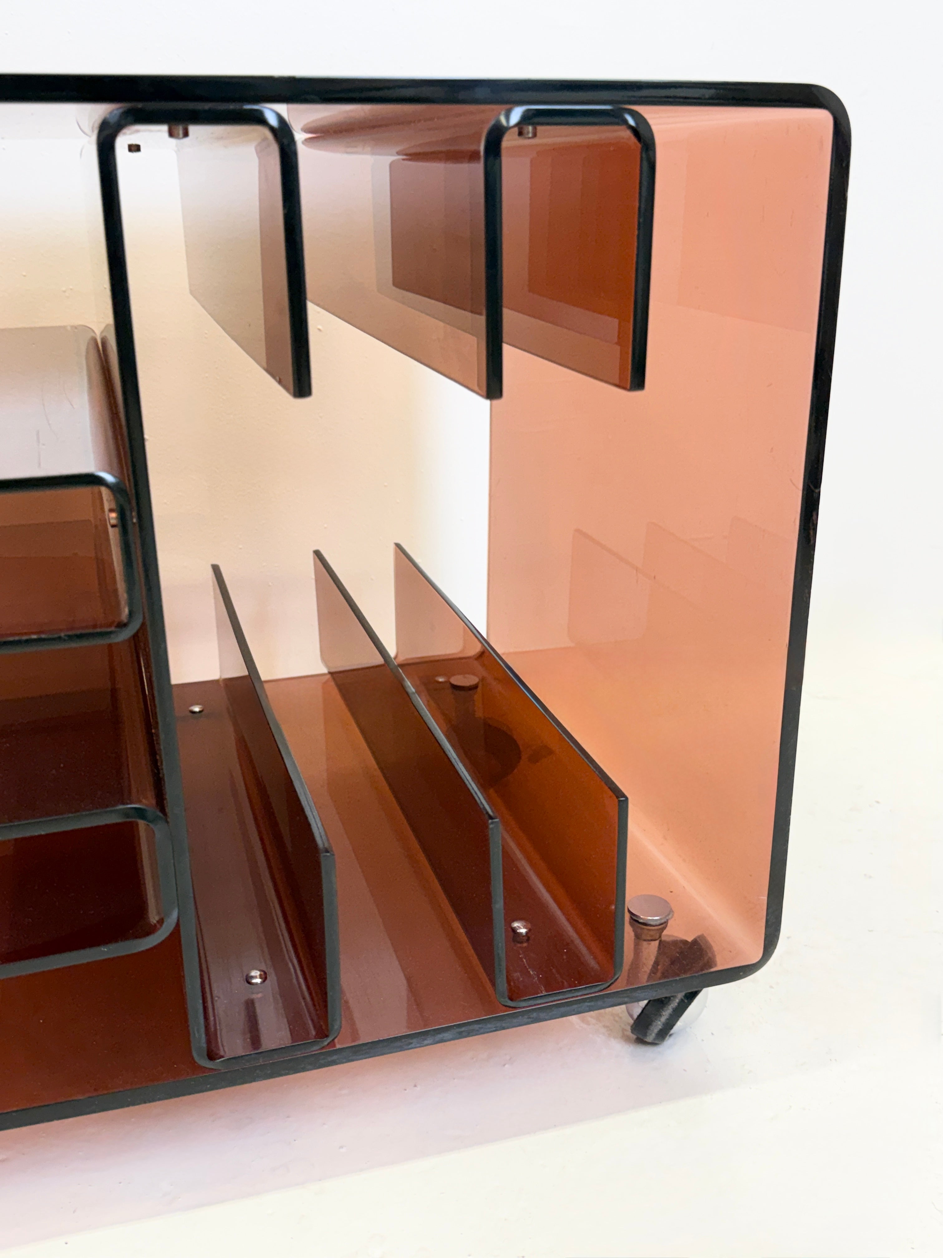 MEUBLE RANGE-VINYLES EN PLEXI, 1970S