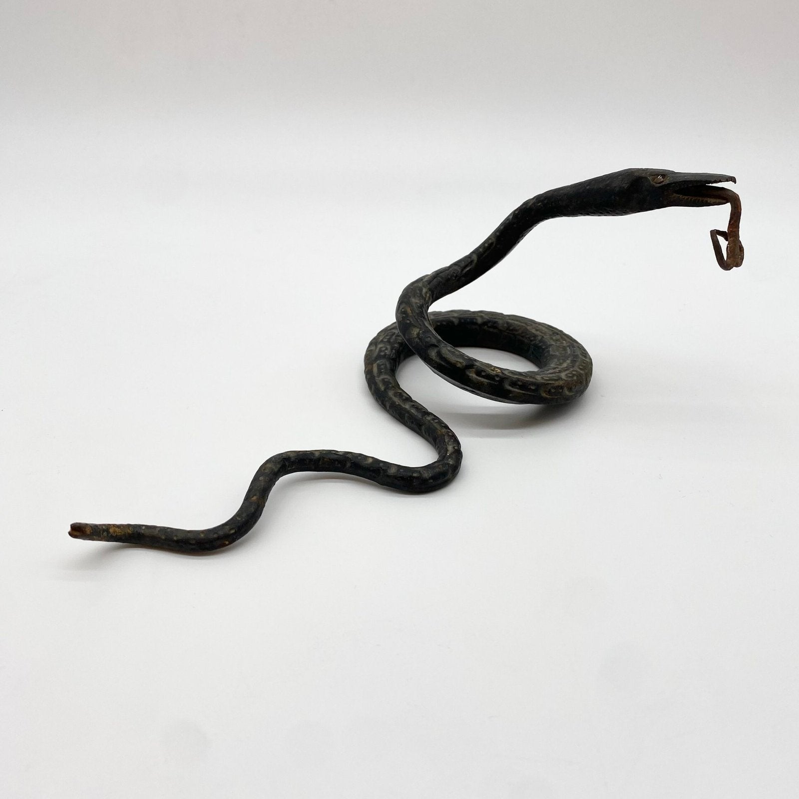 SCULPTURE SERPENT EN FER FORGÉ, 1950s