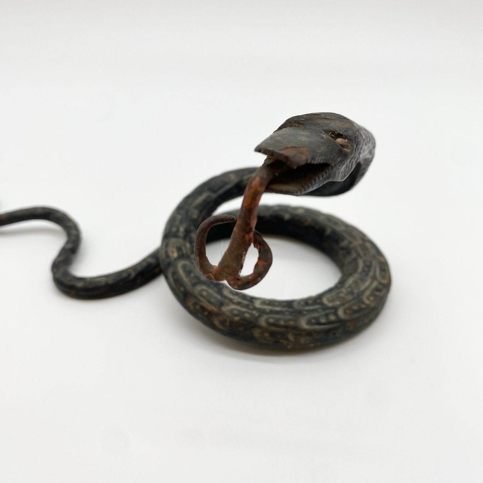 SCULPTURE SERPENT EN FER FORGÉ, 1950s