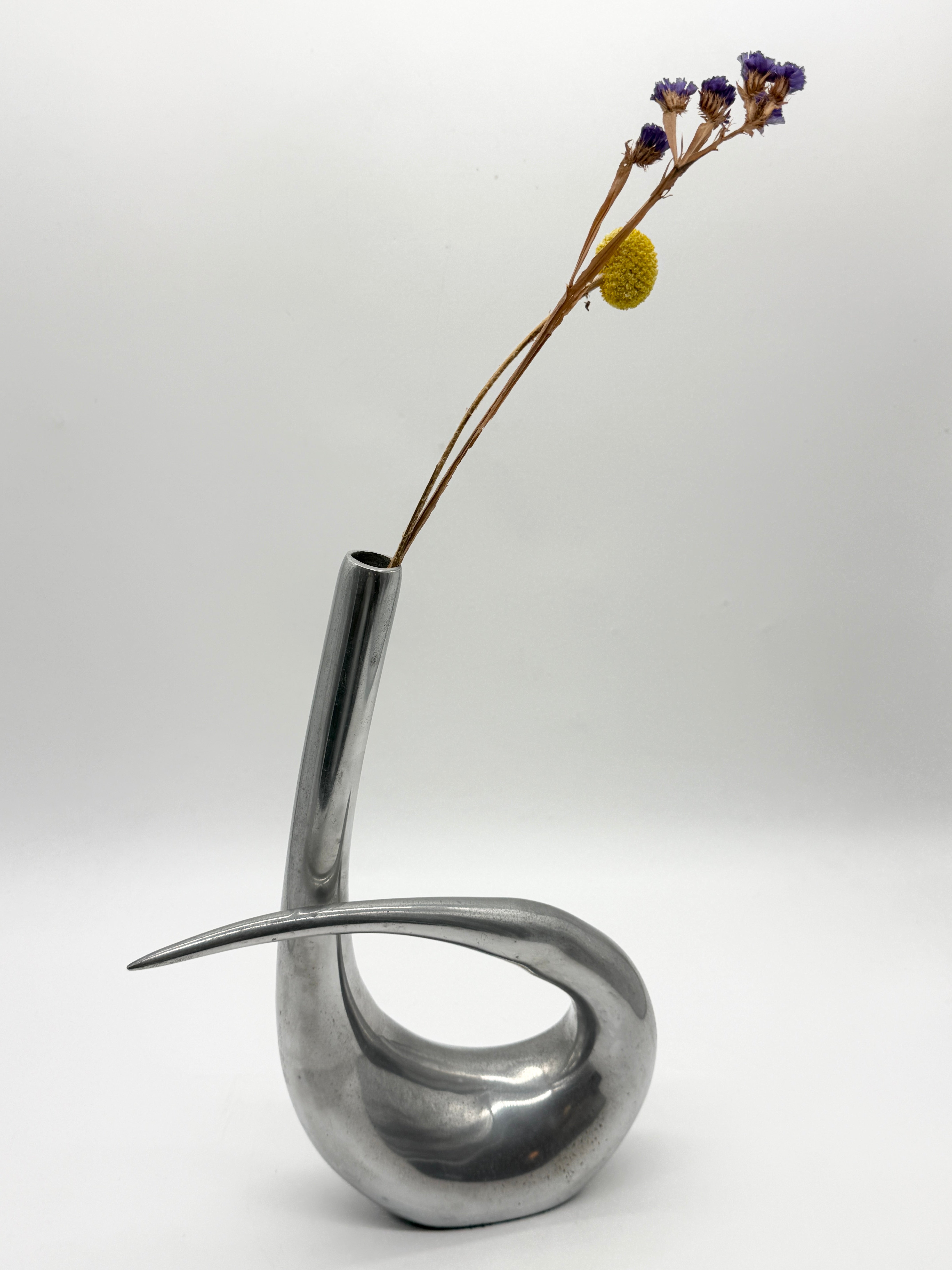 VASE ZOOMORPHE EN FONTE D’ALUMINIUM, 1970s