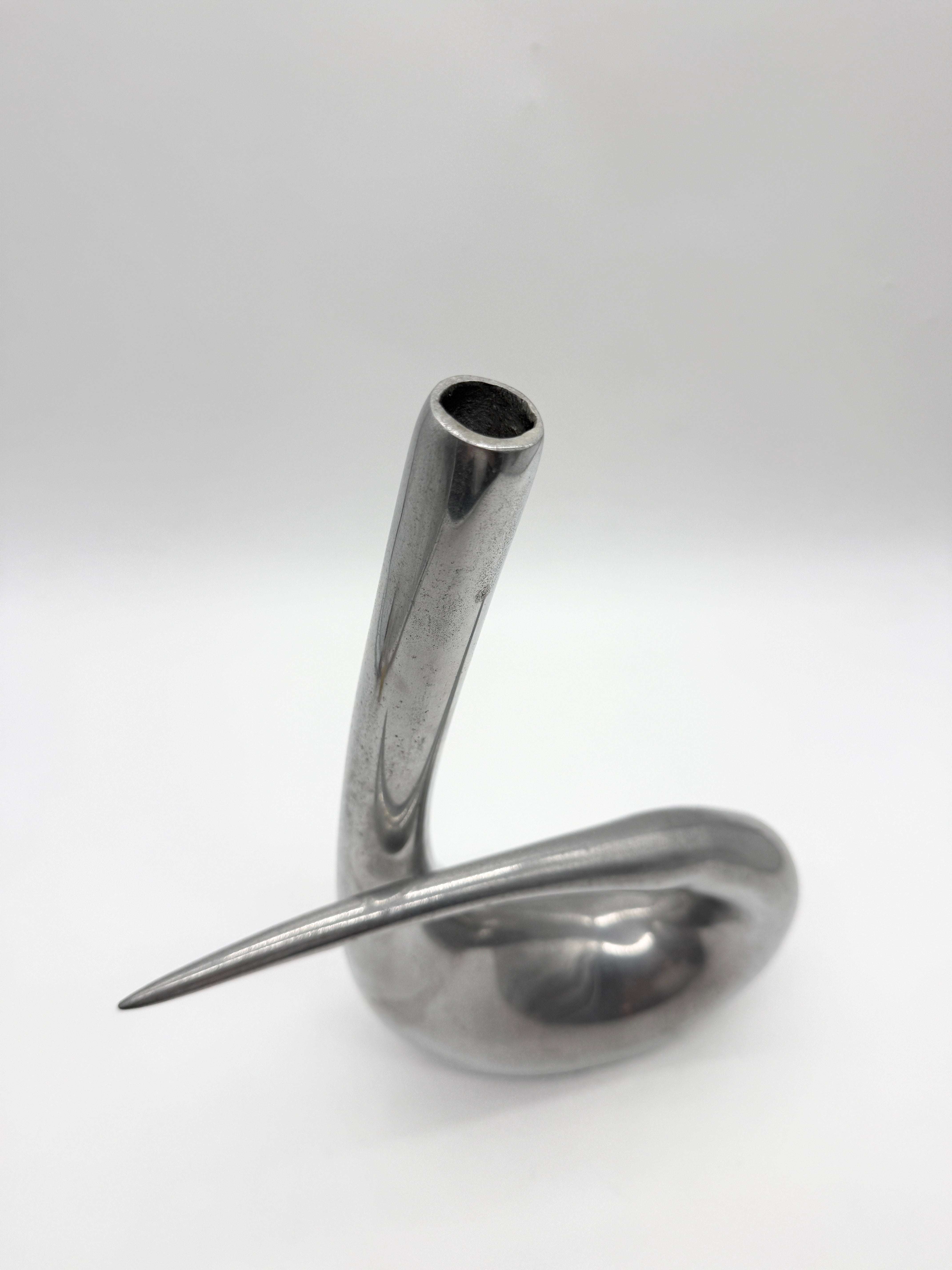 VASE ZOOMORPHE EN FONTE D’ALUMINIUM, 1970s