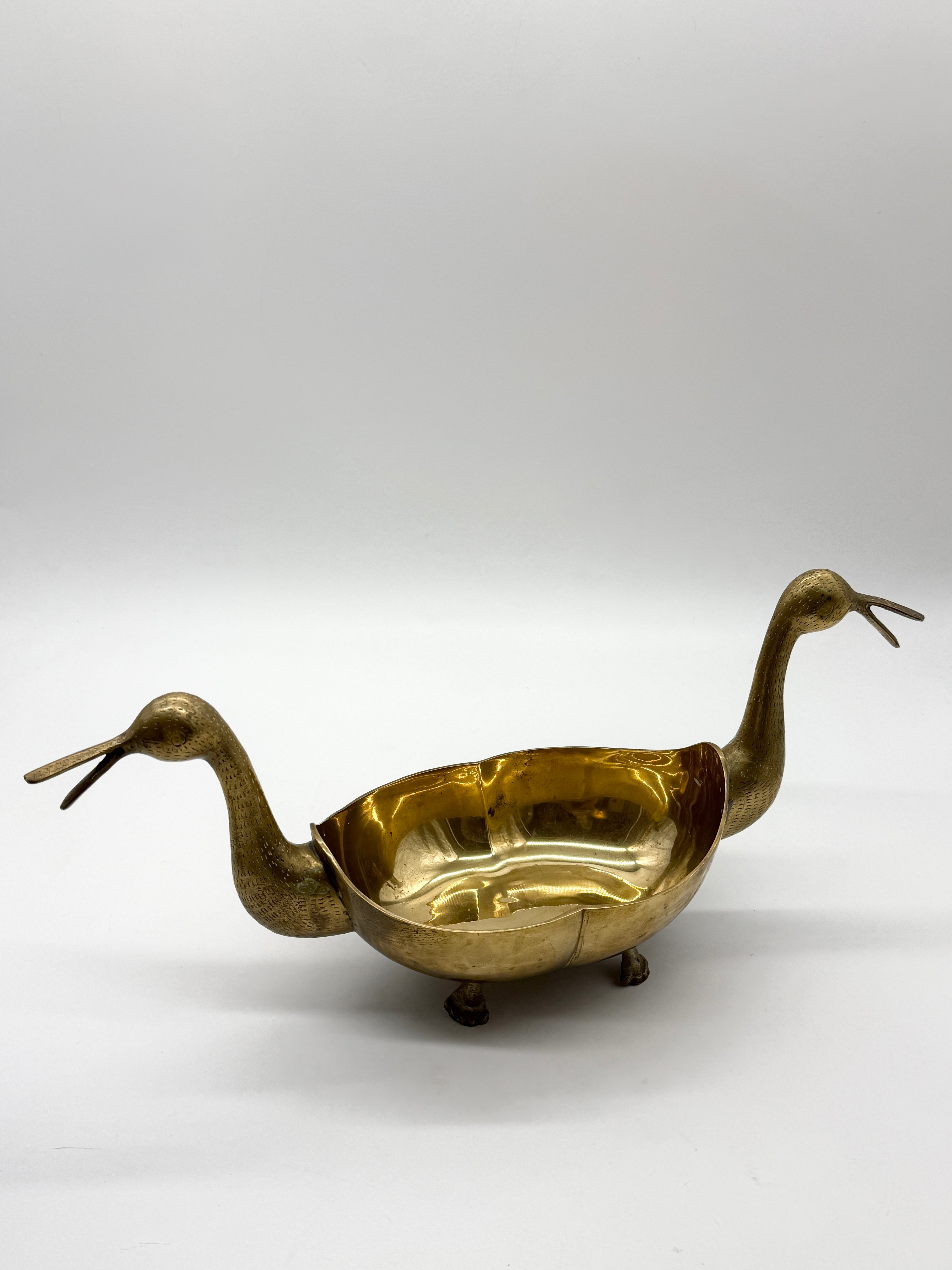 CENTRE DE TABLE "CANARDS" EN LAITON – VERS 1950s